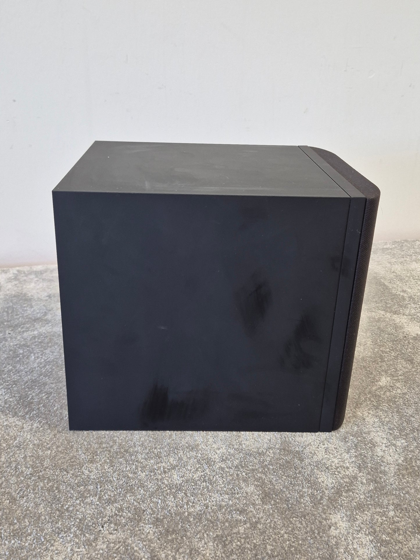 Bowers & Wilkins MT-50- Mini Theatre System (Spares or Repairs)