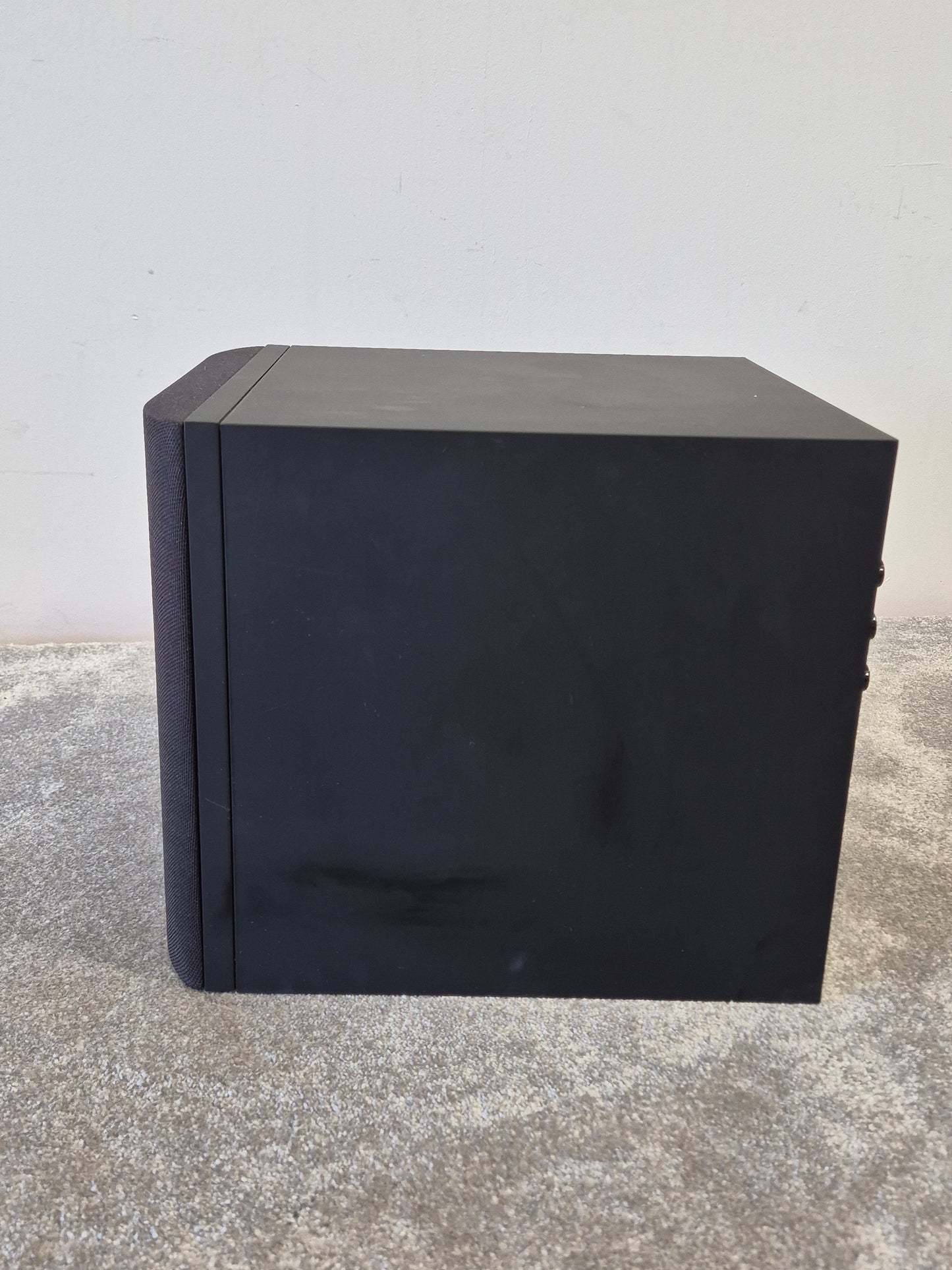 Bowers & Wilkins MT-50- Mini Theatre System (Spares or Repairs)