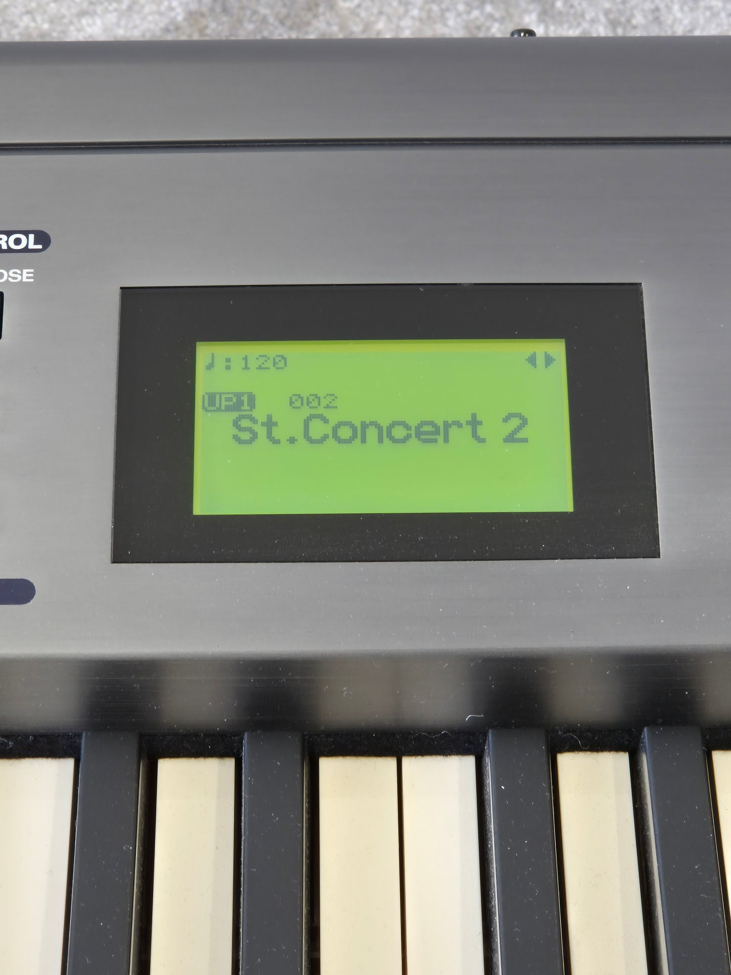 Roland RD-700 - Digital Stage Piano (Read Description)