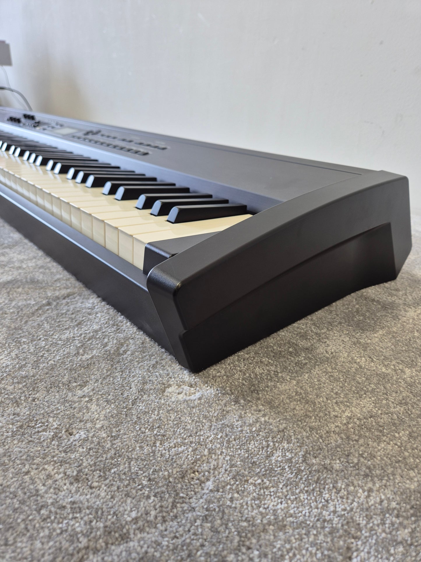 Roland RD-700 - Digital Stage Piano (Read Description)