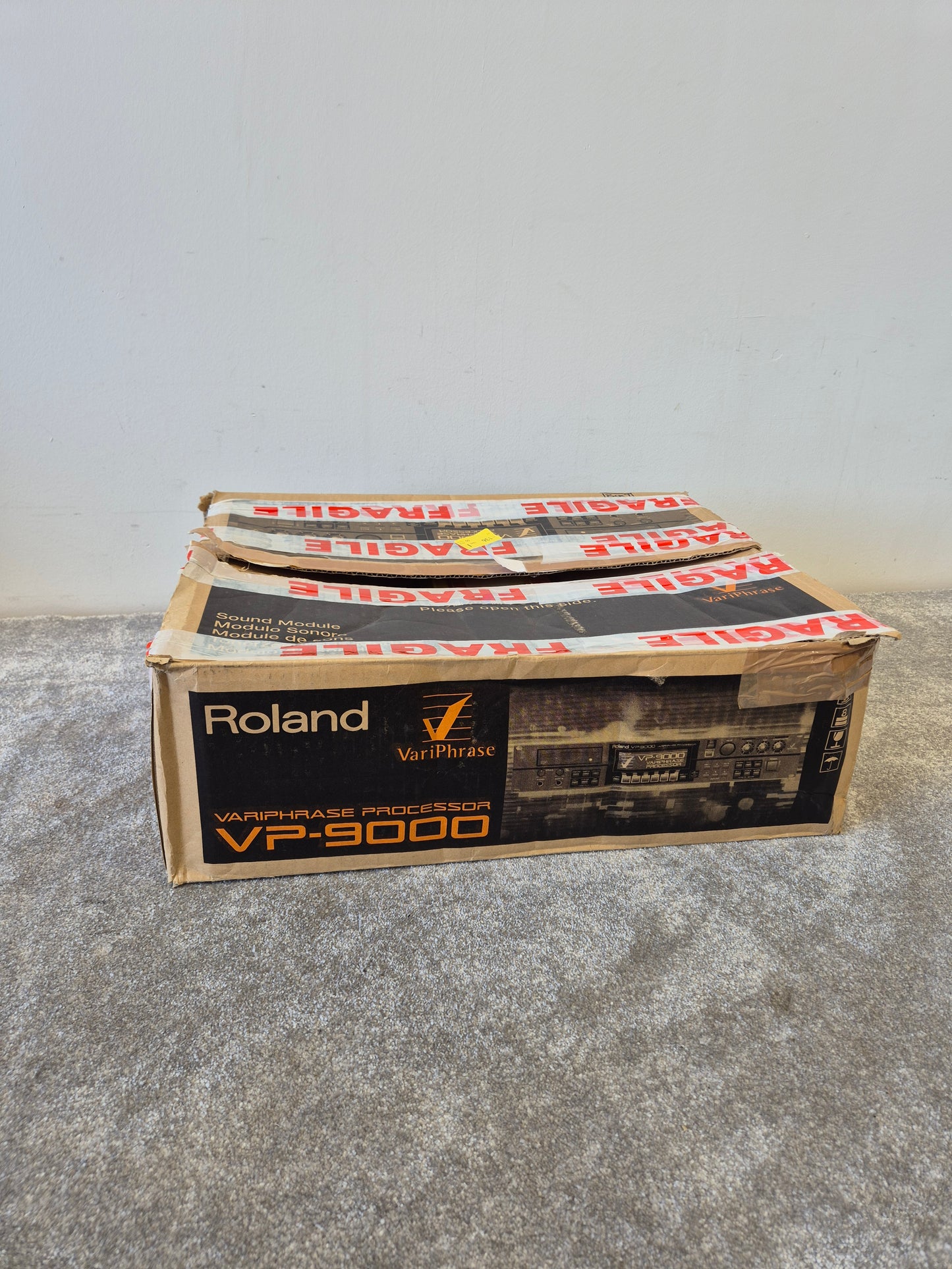 Roland VP-9000 - Variphrase Processor w/ Original Box