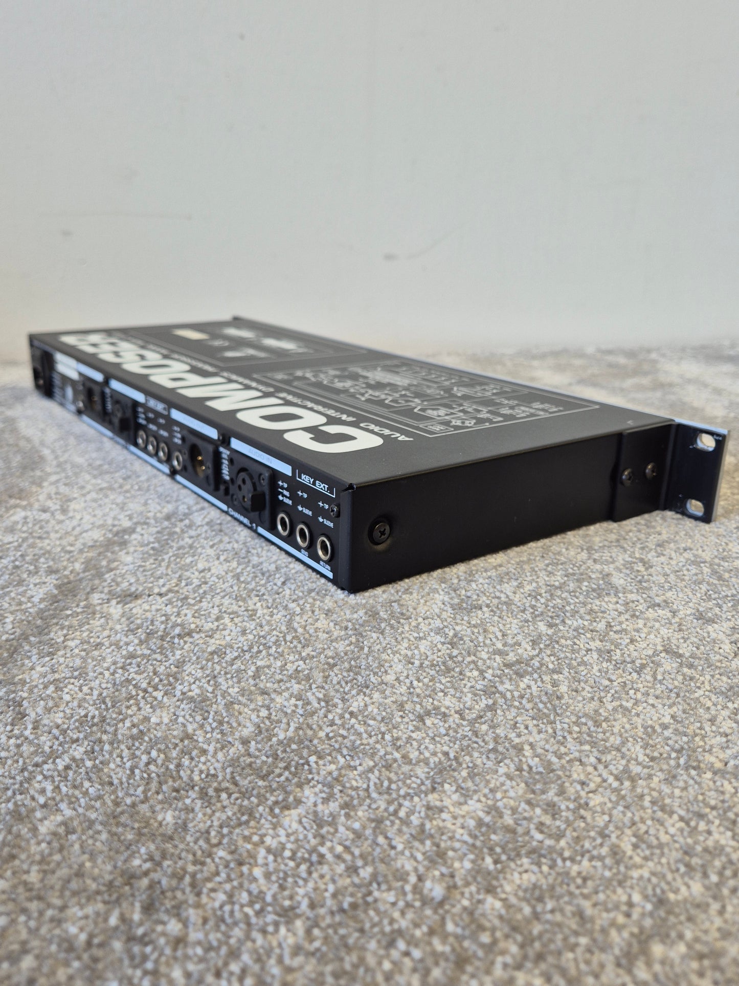Behringer Composer MDX 2100 - Dual-Channel Dynamics Processor