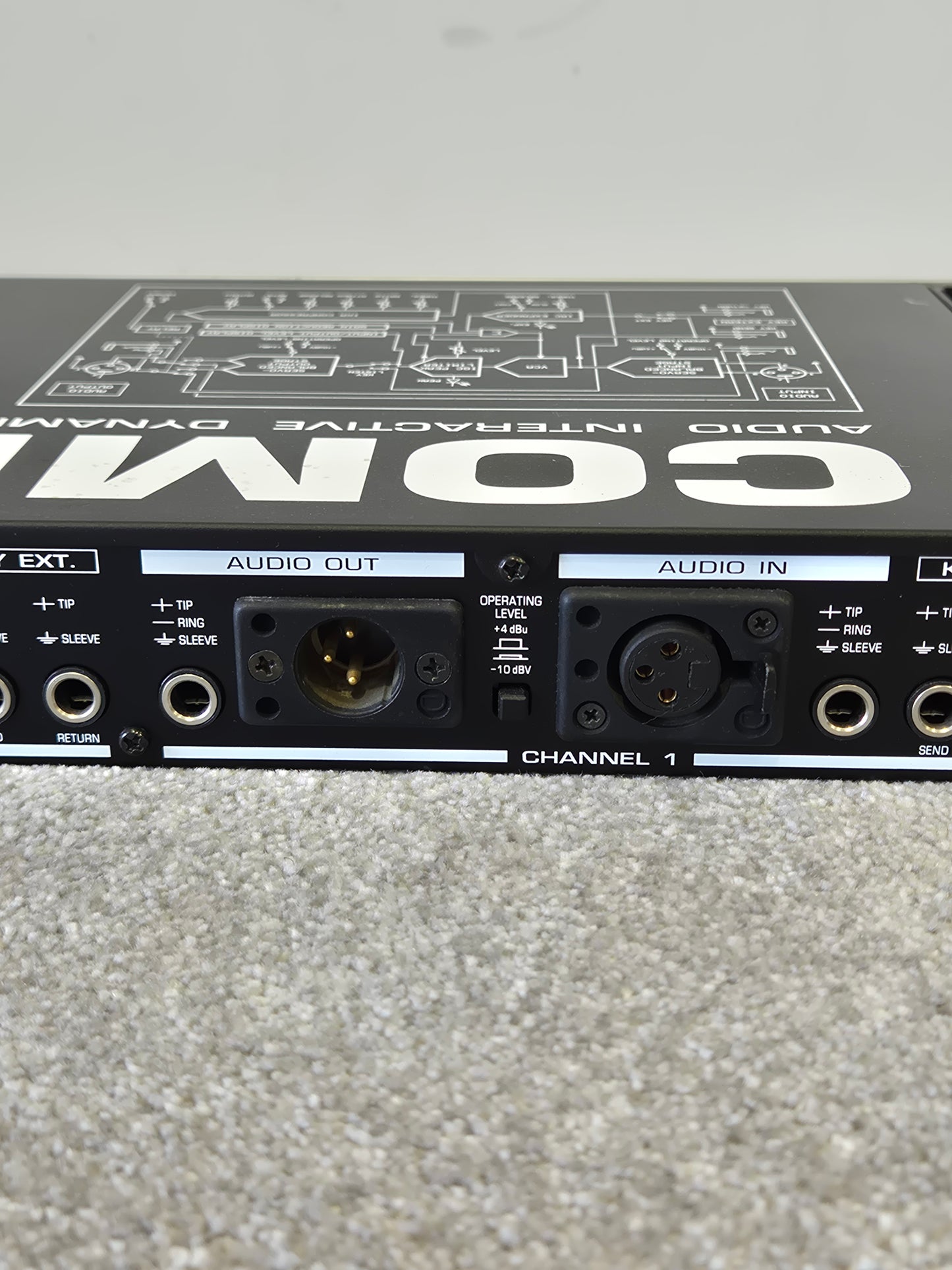 Behringer Composer MDX 2100 - Dual-Channel Dynamics Processor