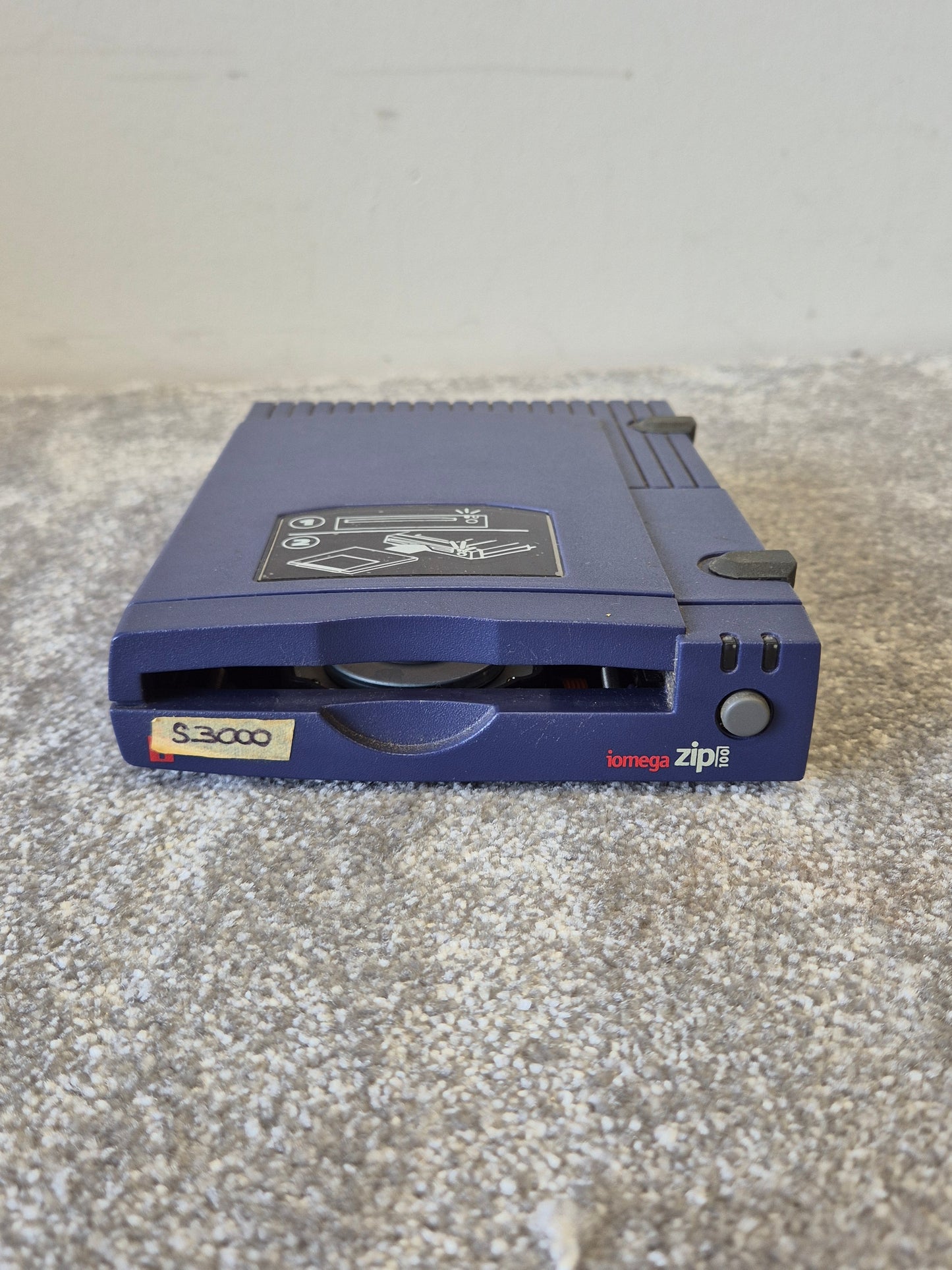 Iomega Zip 100 - Removable Floppy Disk