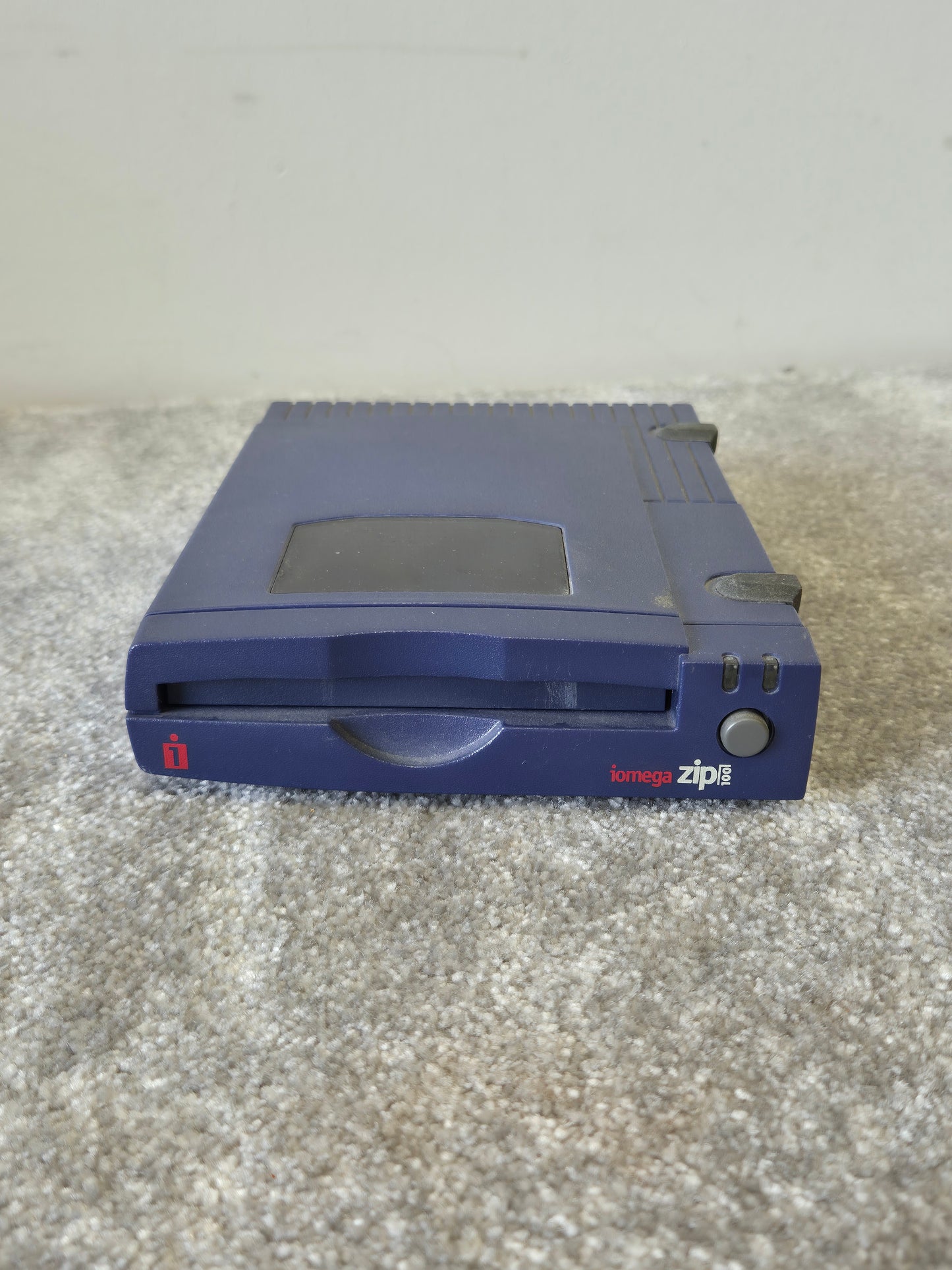 Iomega Zip 100 - Removable Floppy Disk (Very Good Condition)