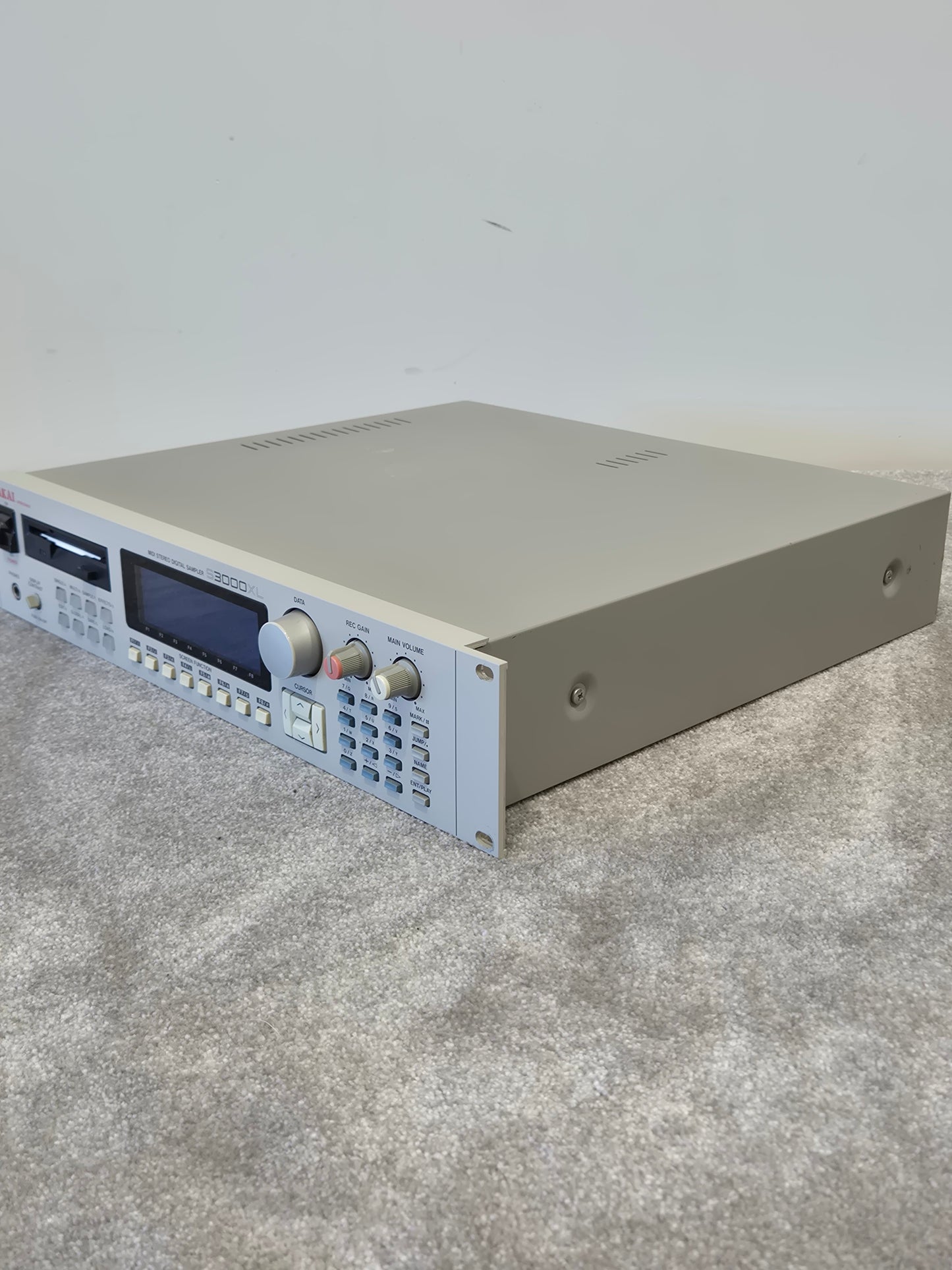 Akai S3000XL - Digital Sample-Based Subtractive Sampler