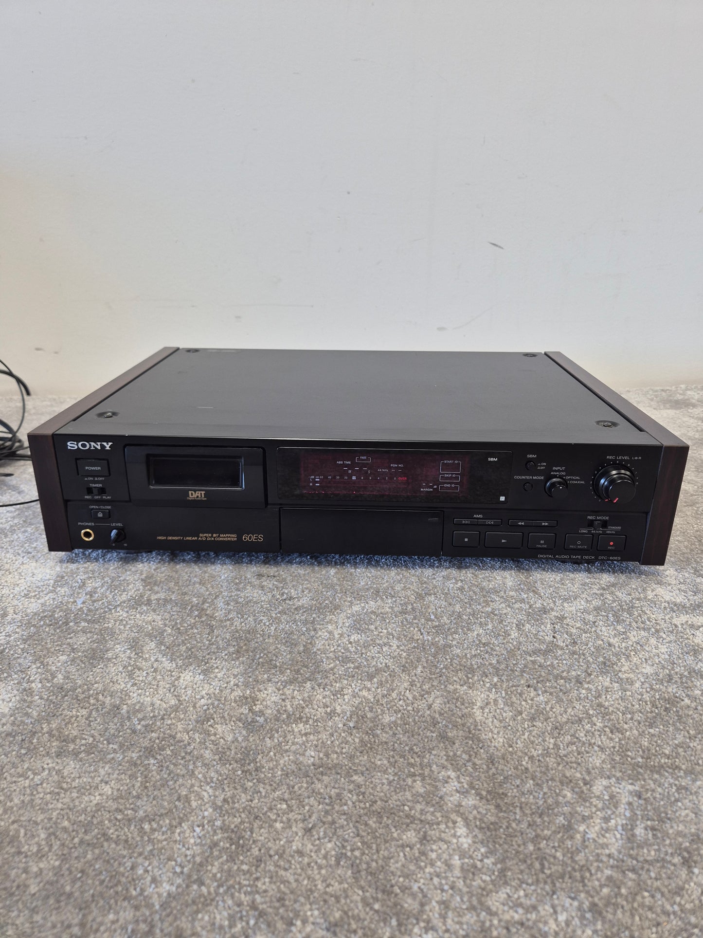 Sony DTC-60ES - DAT Player/Recorder