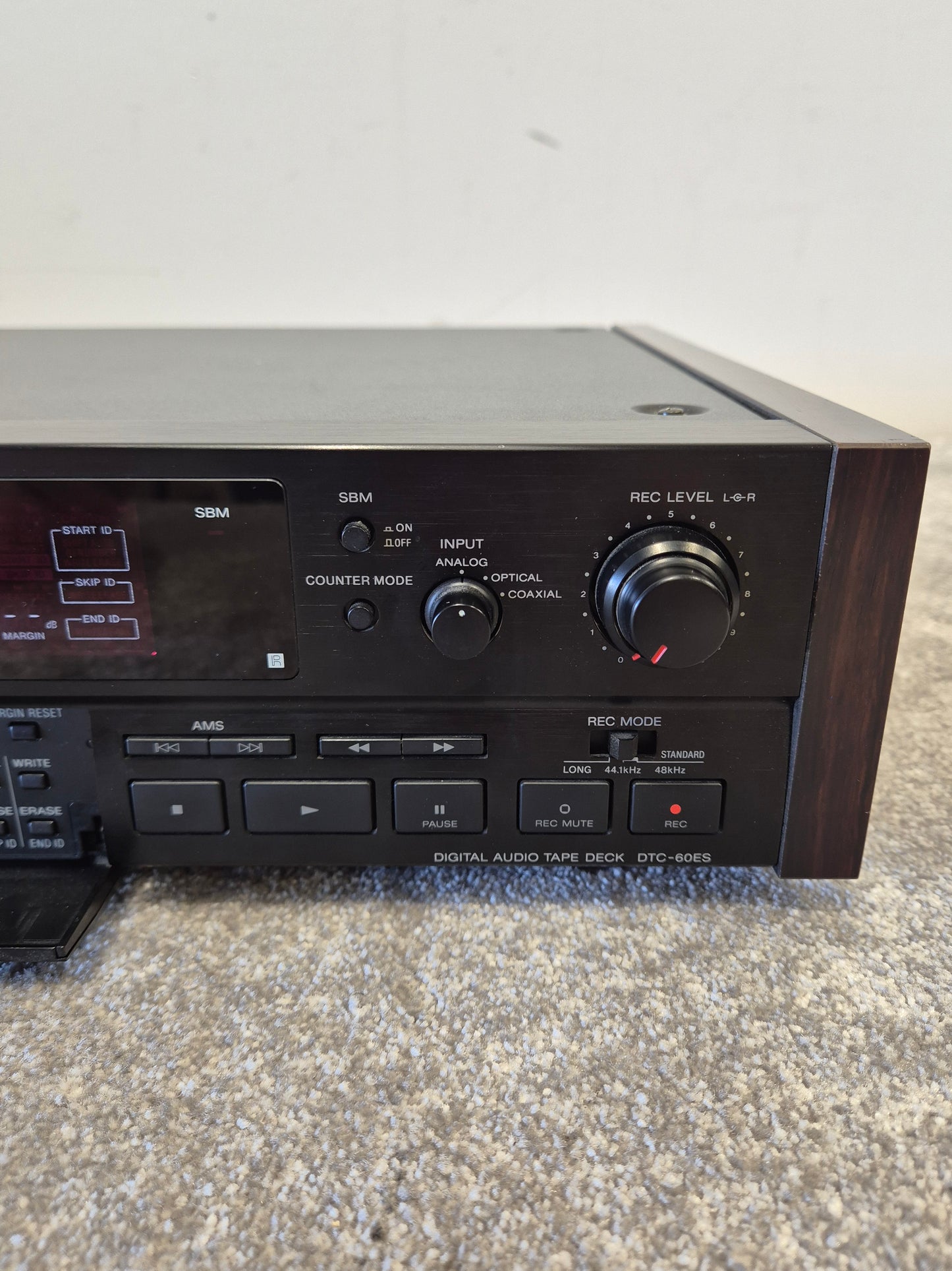 Sony DTC-60ES - DAT Player/Recorder
