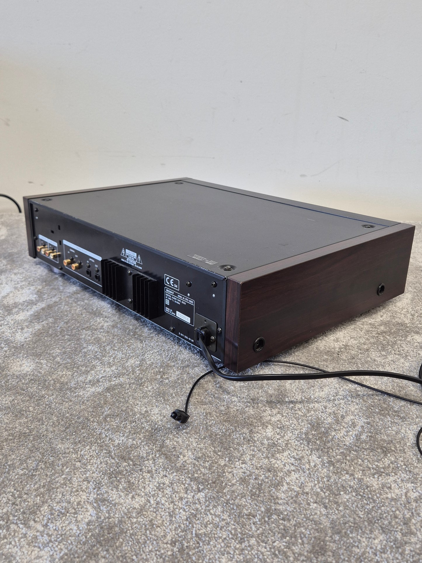 Sony DTC-60ES - DAT Player/Recorder