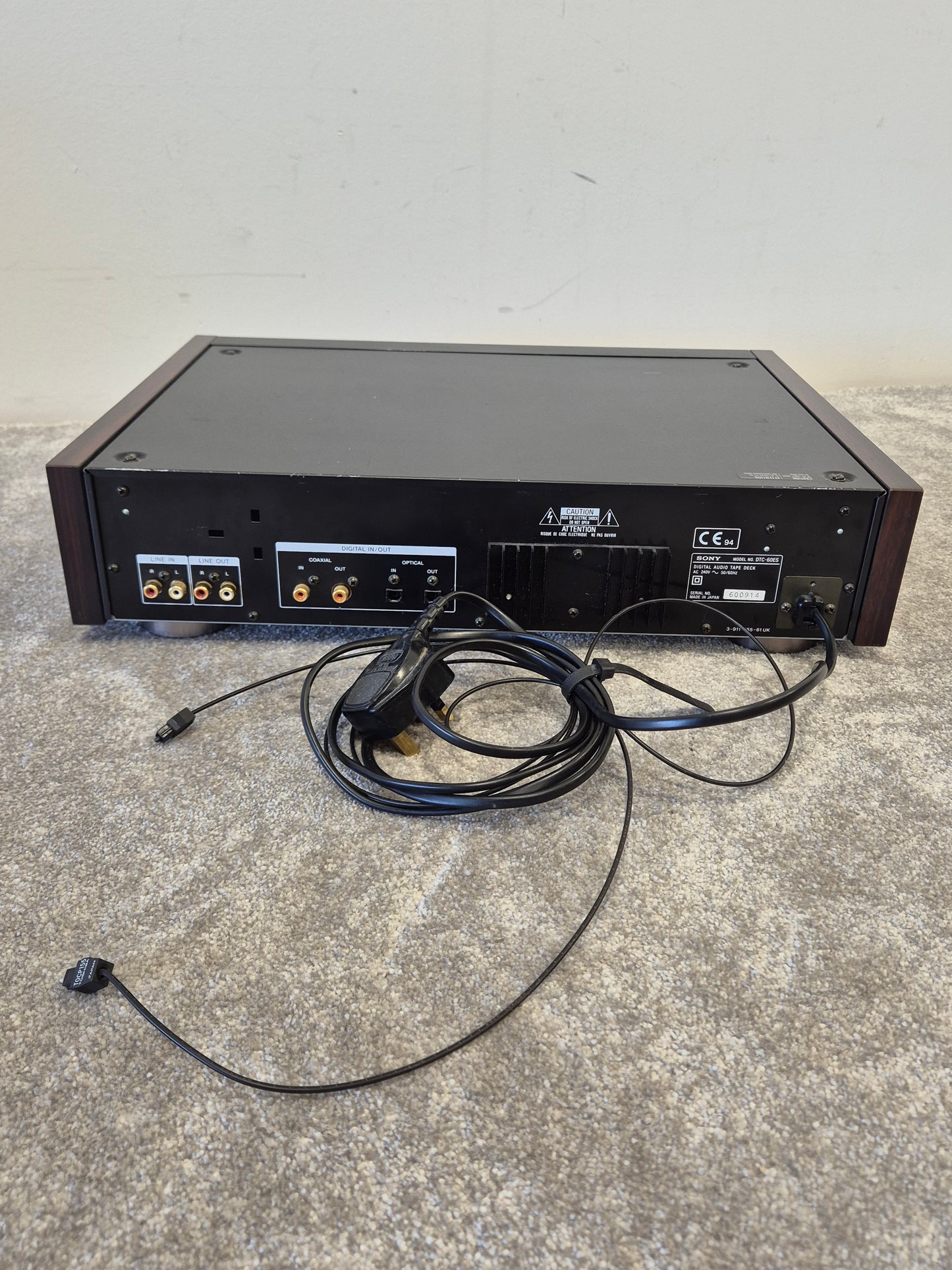 Sony DTC-60ES - DAT Player/Recorder