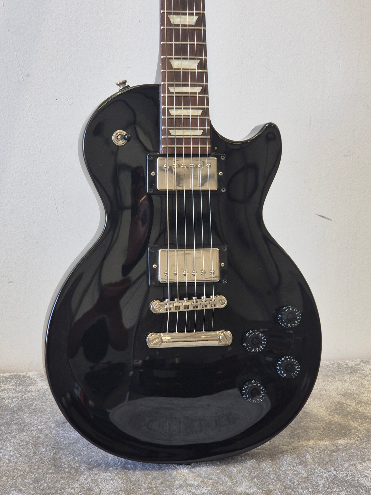 Epiphone Les Paul Studio - Electric Guitar