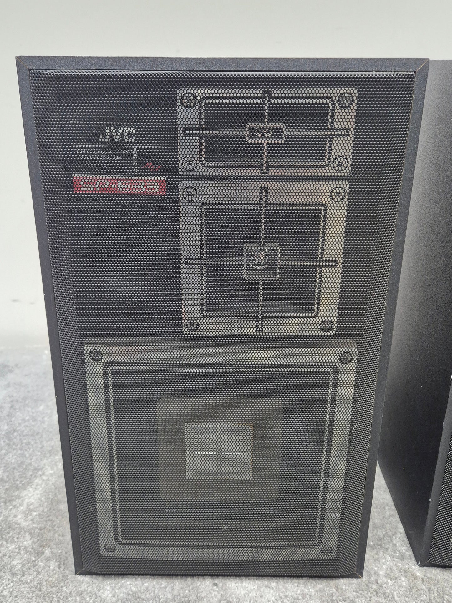 JVC SP-E33 - High-Fidelity Loudspeakers System (Pair) - Very Good