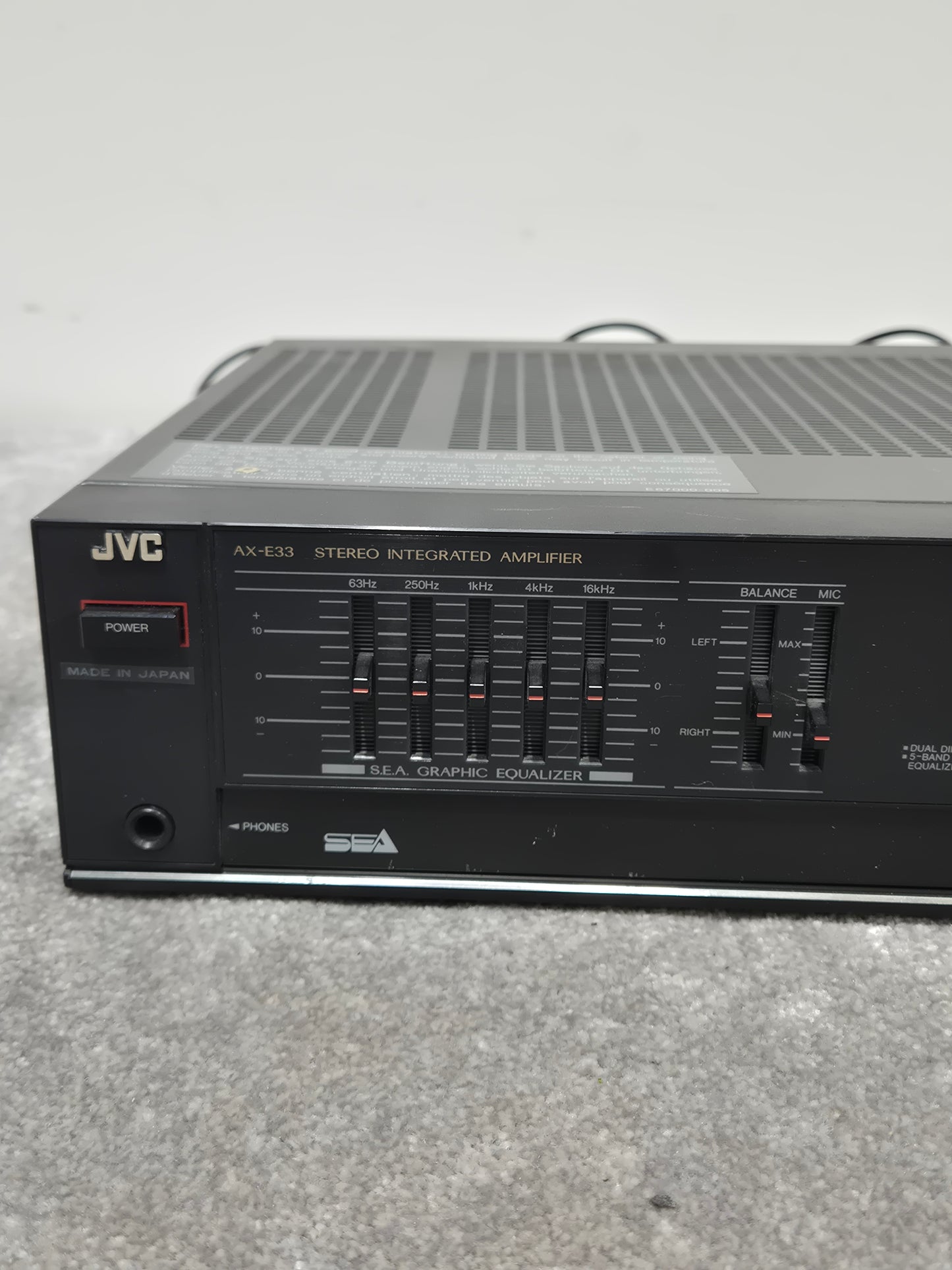 JVC AX-E33 - Stereo Integrated Amplifier - Excellent