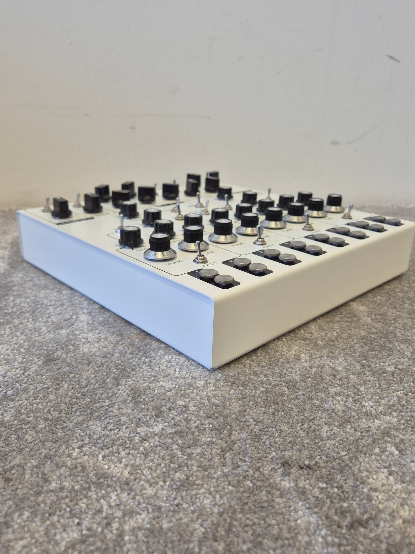 SOMA Laboratory Lyra-8 - Organismic Synthesizer w/ Soft Case - Excellent