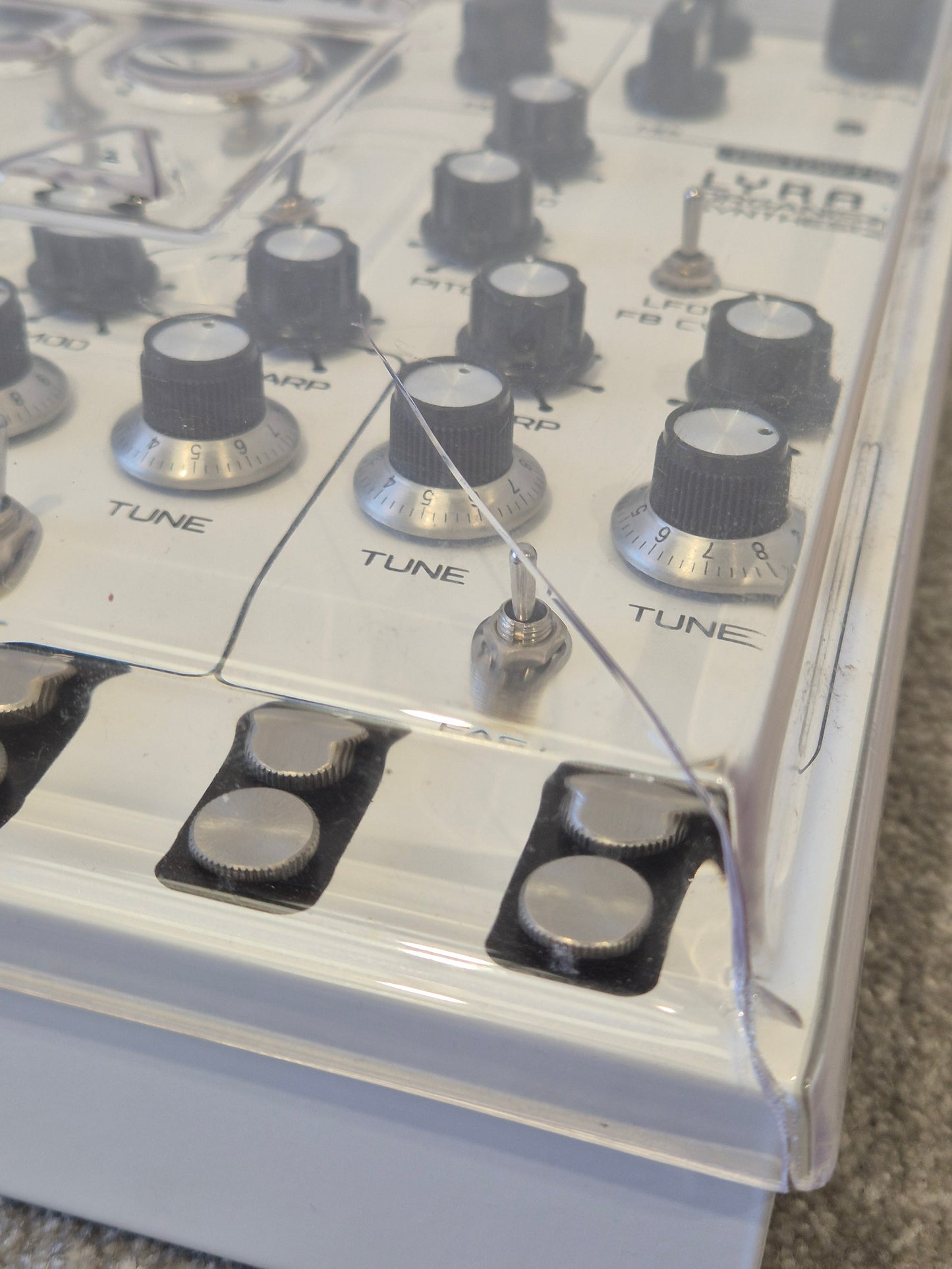 SOMA Laboratory Lyra-8 - Organismic Synthesizer w/ Soft Case - Excellent