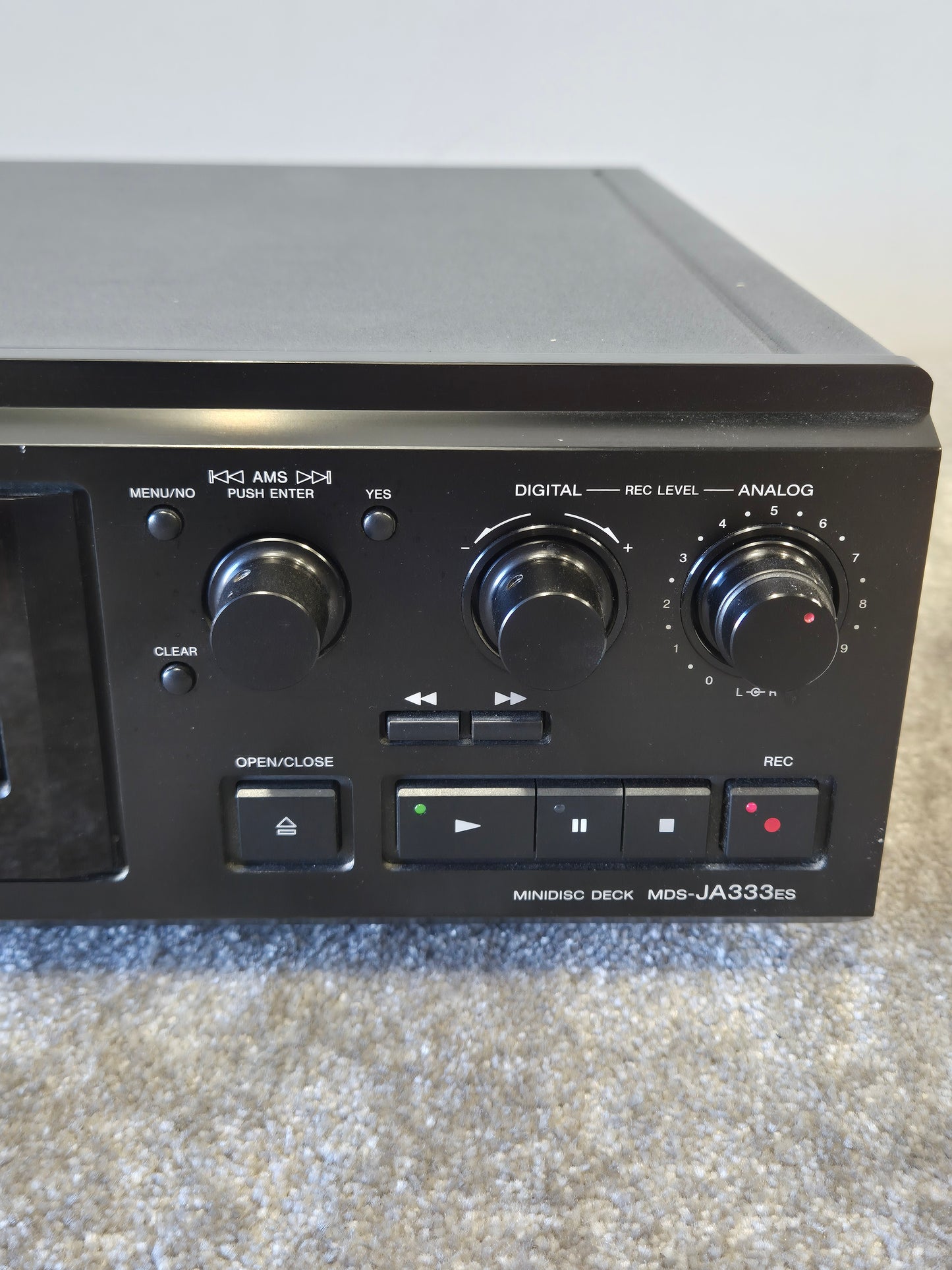 Sony MDS-JA333ES - MiniDisc Deck (Spares or Repairs)
