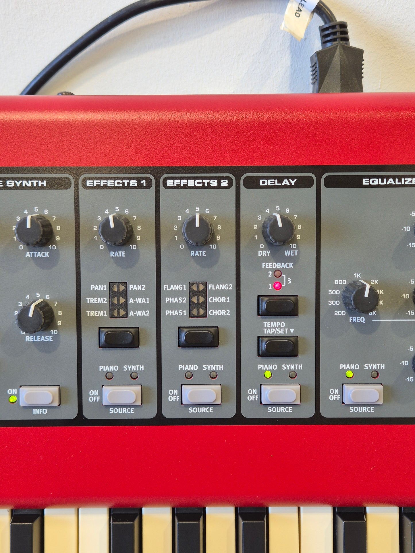 Nord Piano 2 HP - 73-Key Digital Piano and Synthesizer - Excellent