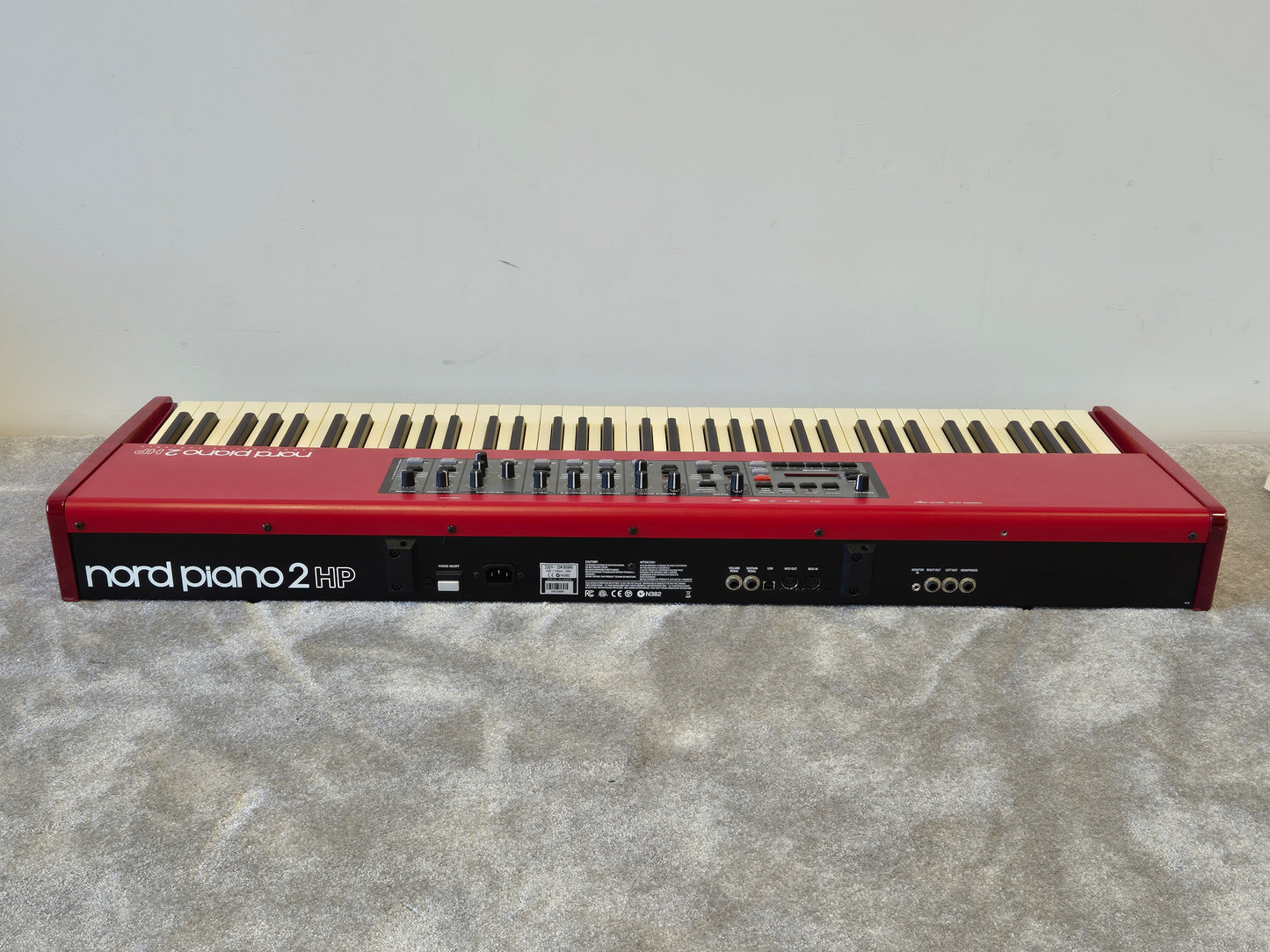 Nord Piano 2 HP - 73-Key Digital Piano and Synthesizer - Excellent