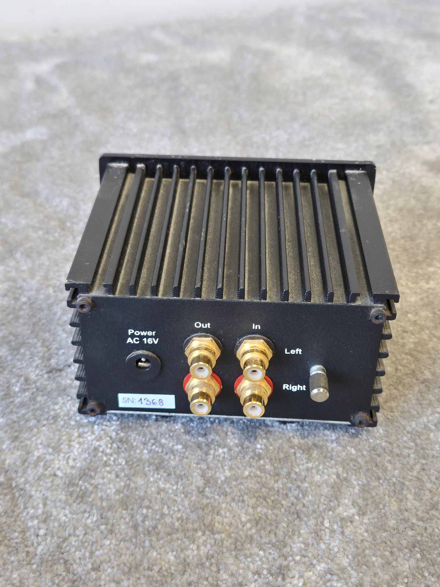 PRO-JECT X1 Belt Drive Turntable - Audiophile Quality - Excellent w/ Original Box & Power Supply