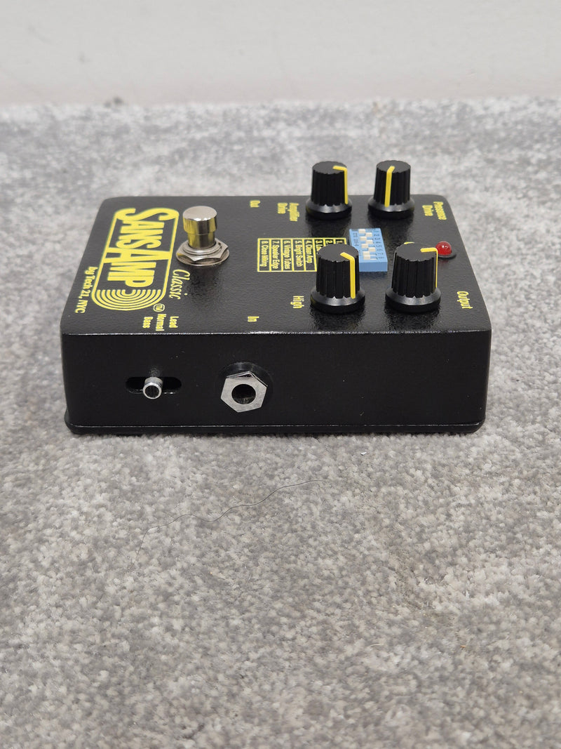 SansAmp Classic by Tech 21 - Guitar and Bass Preamp Pedal - Good - image 2