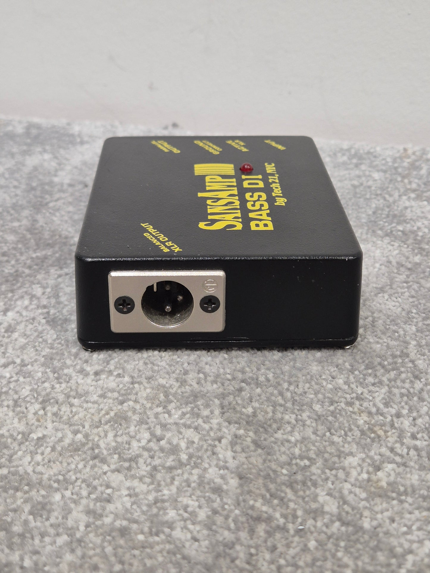 SansAmp Bass DI by Tech 21 - Bass Preamp DI Box (Possibly Pre Production or Prototype) - Good