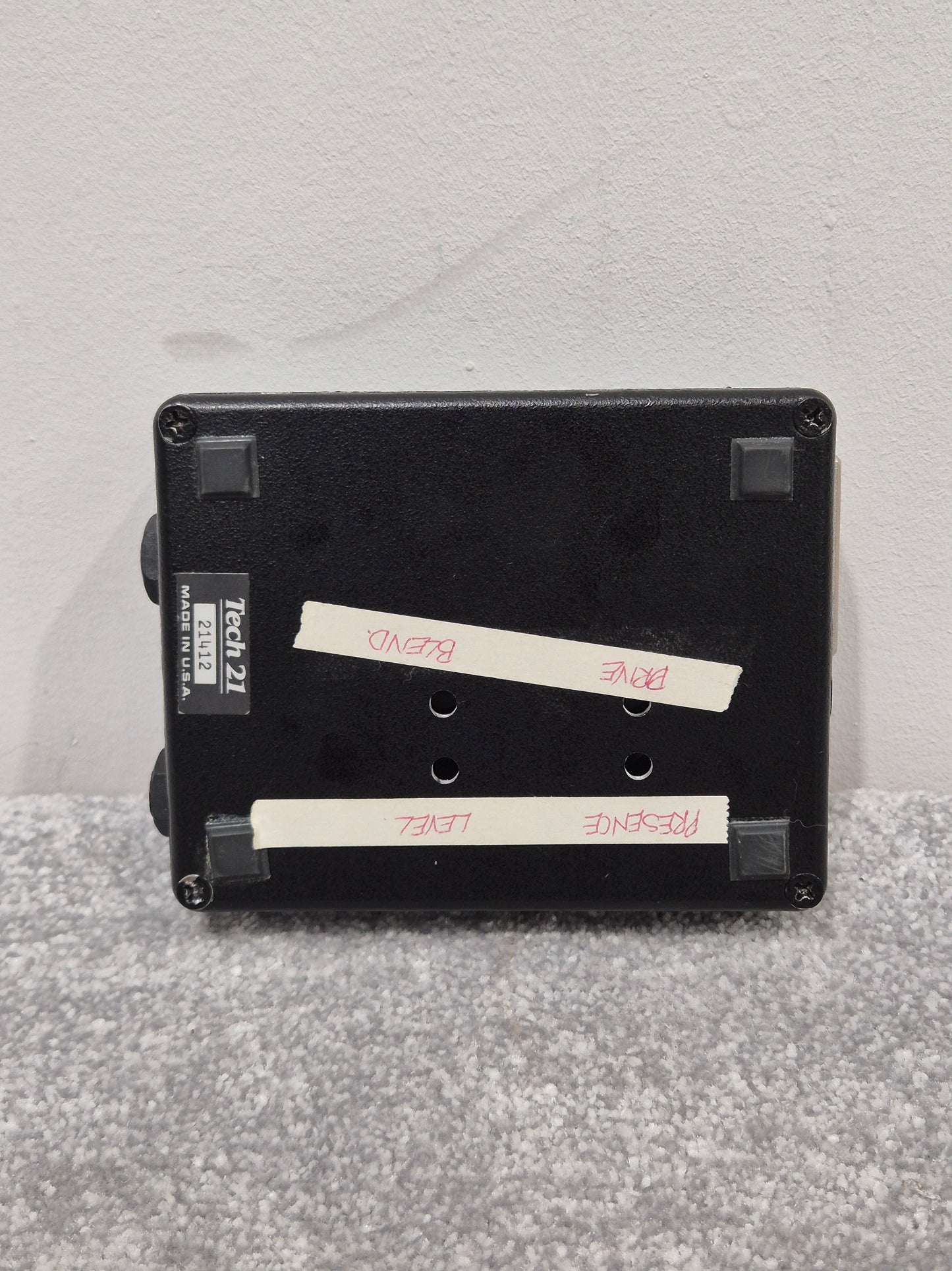 SansAmp Bass DI by Tech 21 - Bass Preamp DI Box (Possibly Pre Production or Prototype) - Good