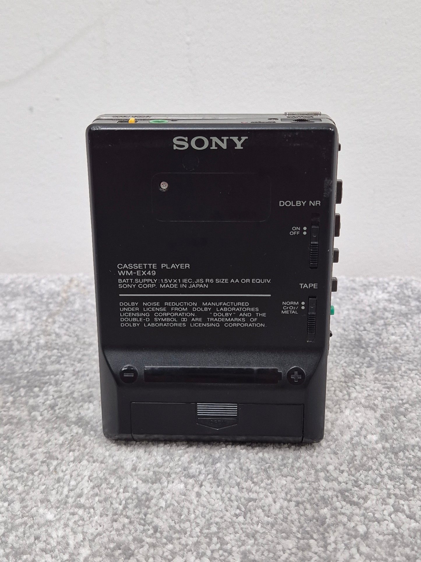 Sony WM-EX49 - Vintage Portable Cassette Player (Spares or Repairs)