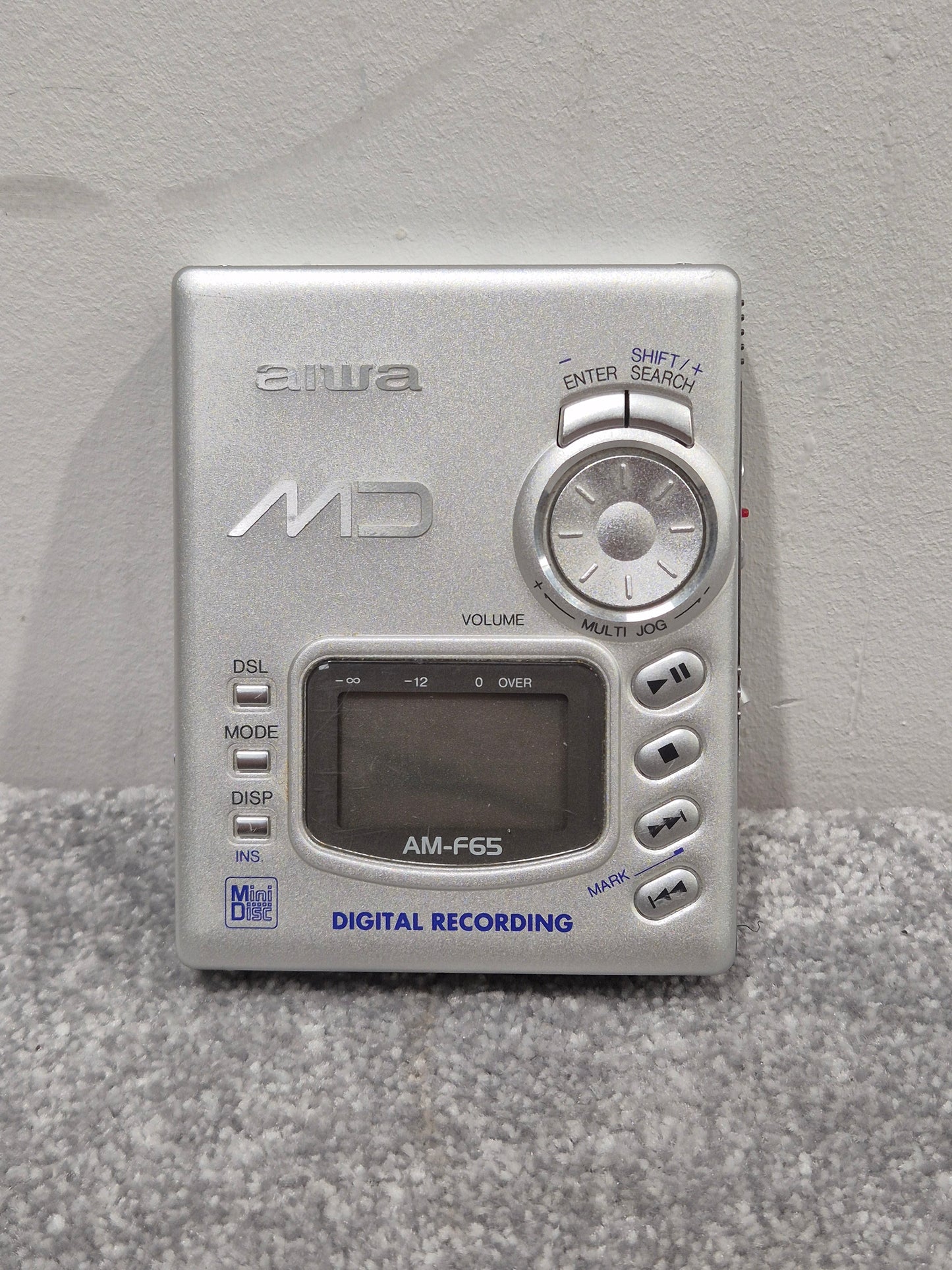 Aiwa AM-F65 - Portable MiniDisc Recorder (Read Description)