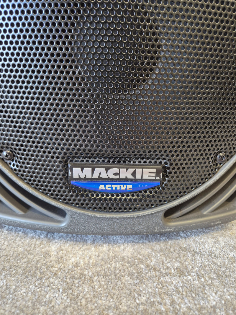Mackie SRM350 - 10" Active PA Speaker w/ Mackie Soft Bag - Very Good - image 2