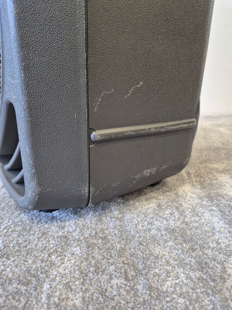 Mackie SRM350 - 10" Active PA Speaker w/ Mackie Soft Bag - Very Good - image 4