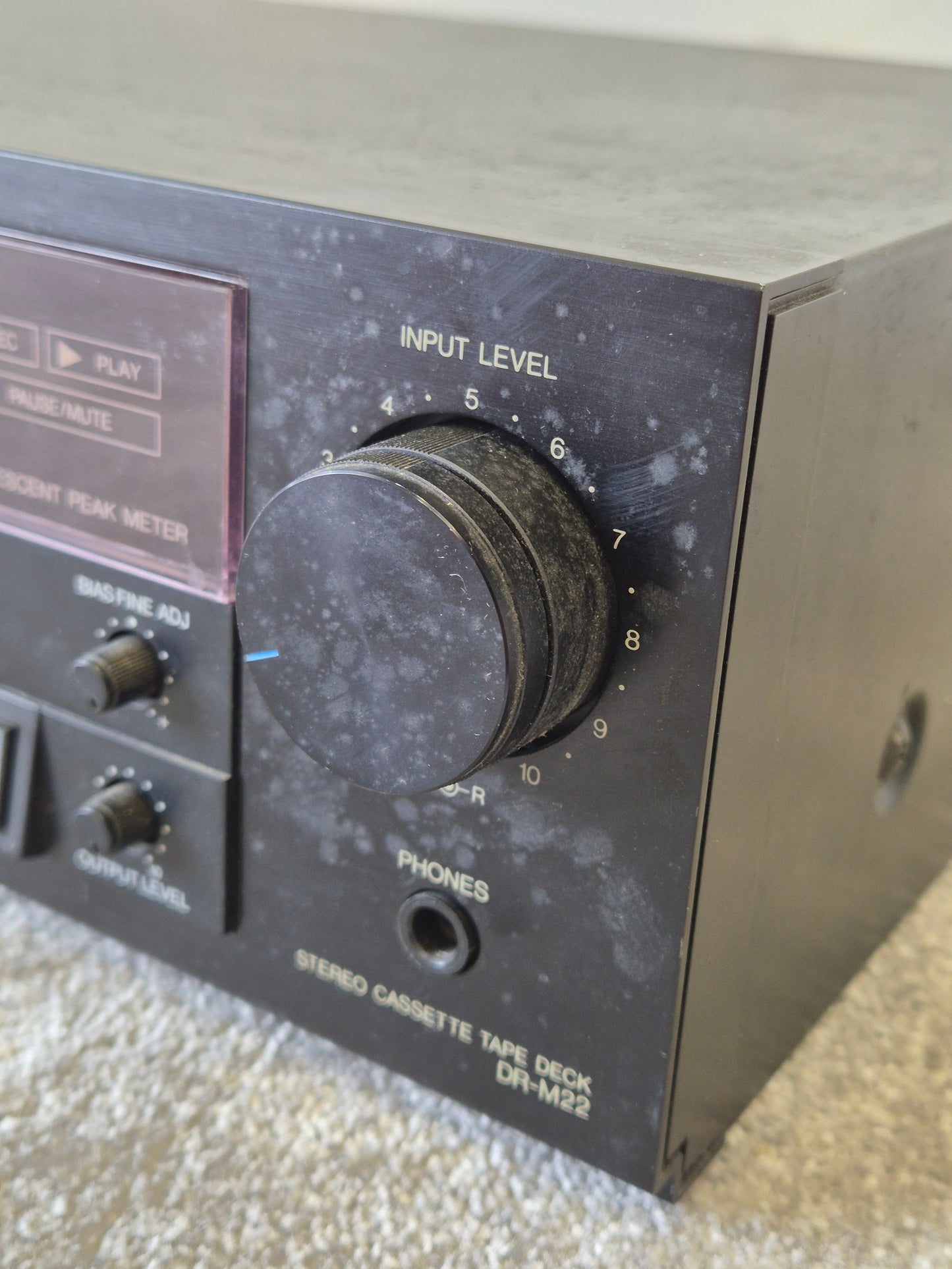 Denon DR-M22 - Stereo Cassette Tape Deck (Read Description)