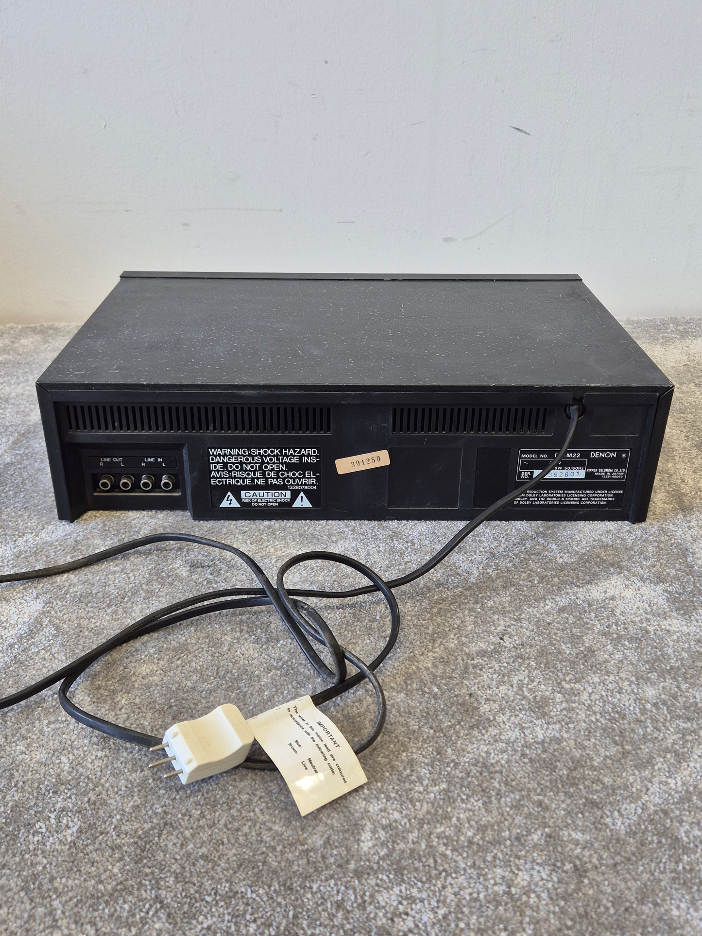 Denon DR-M22 - Stereo Cassette Tape Deck (Read Description)