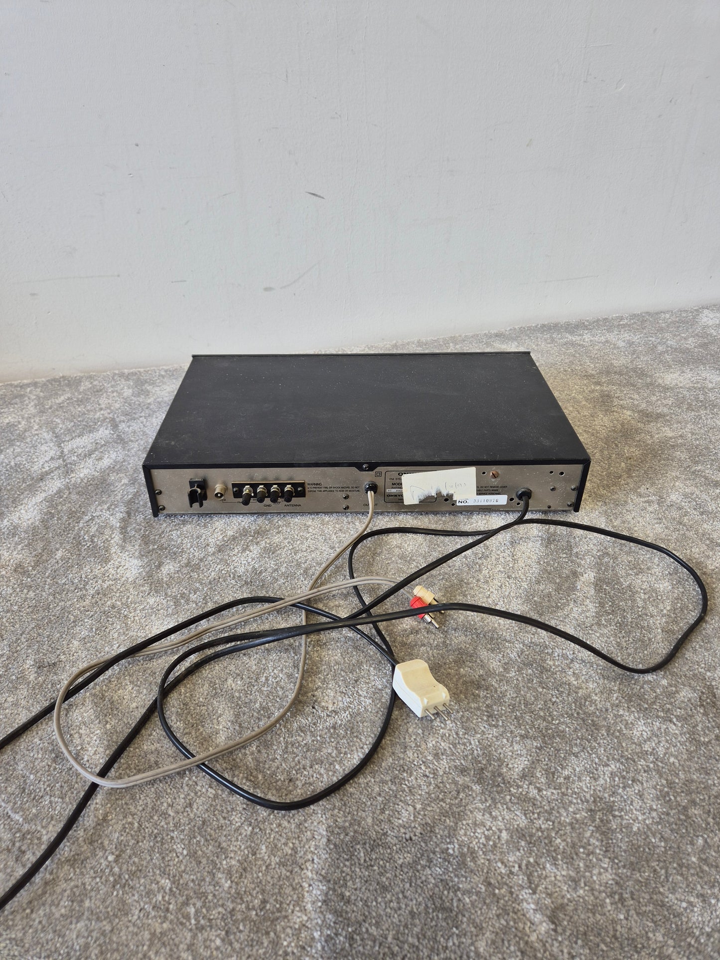 Onkyo T-22L- Vintage FM/MW/LW Stereo Tuner (Read Description)