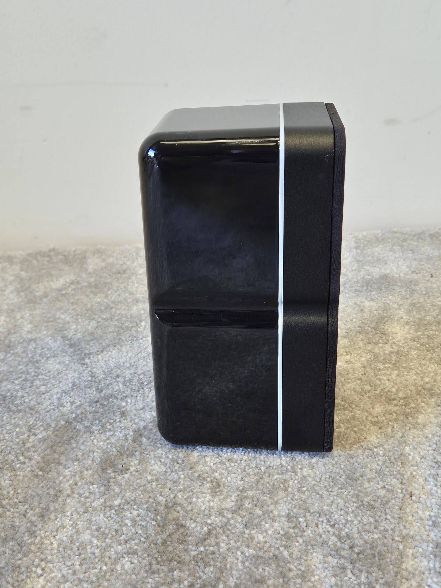 Cambridge Audio Minx Min 20 - Ultra-Compact Satellite Speaker w/ Original Box - Excellent