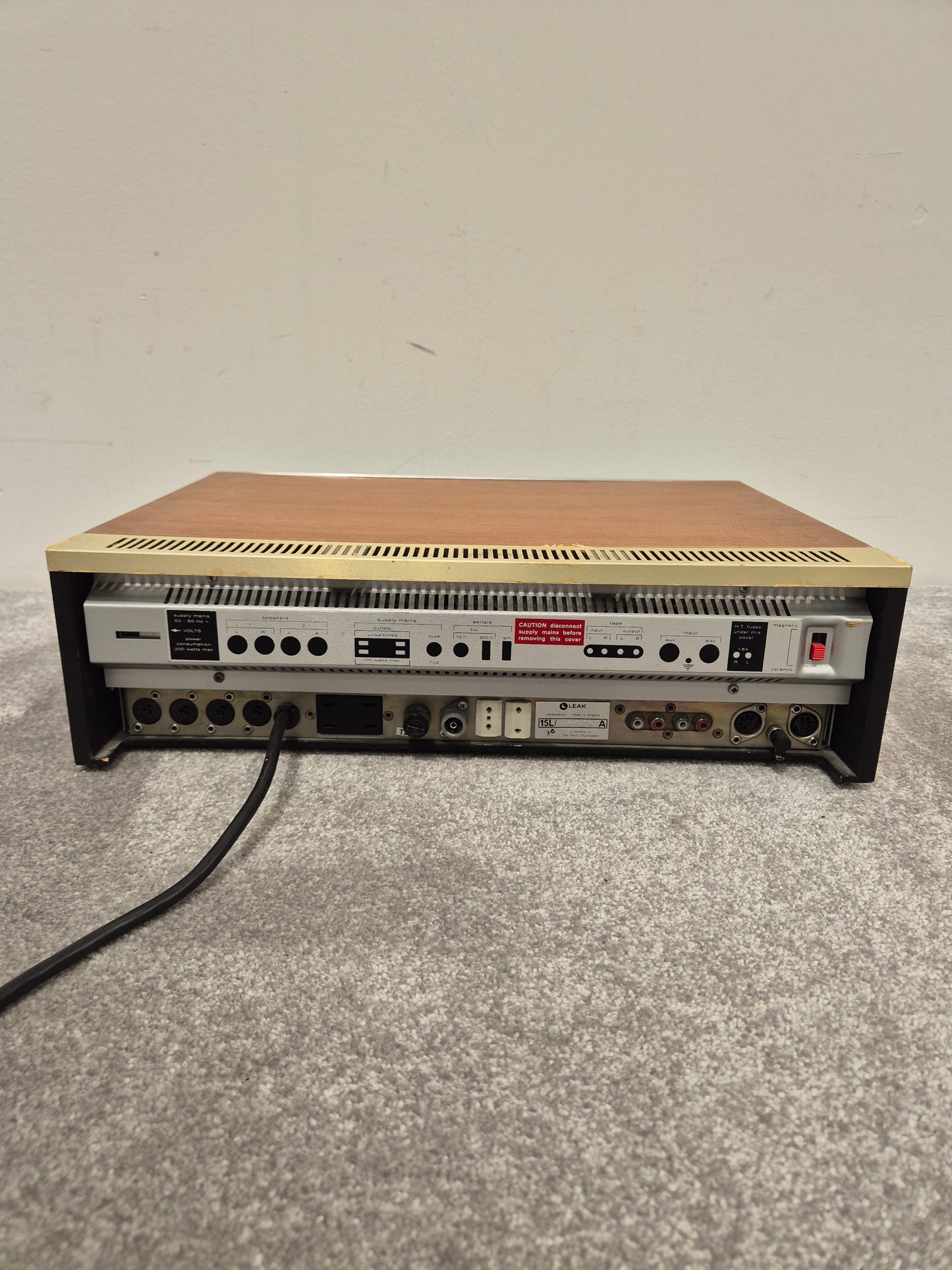 Leak Delta 75 Receiver - Vintage Stereo Receiver (Spares or Repairs)