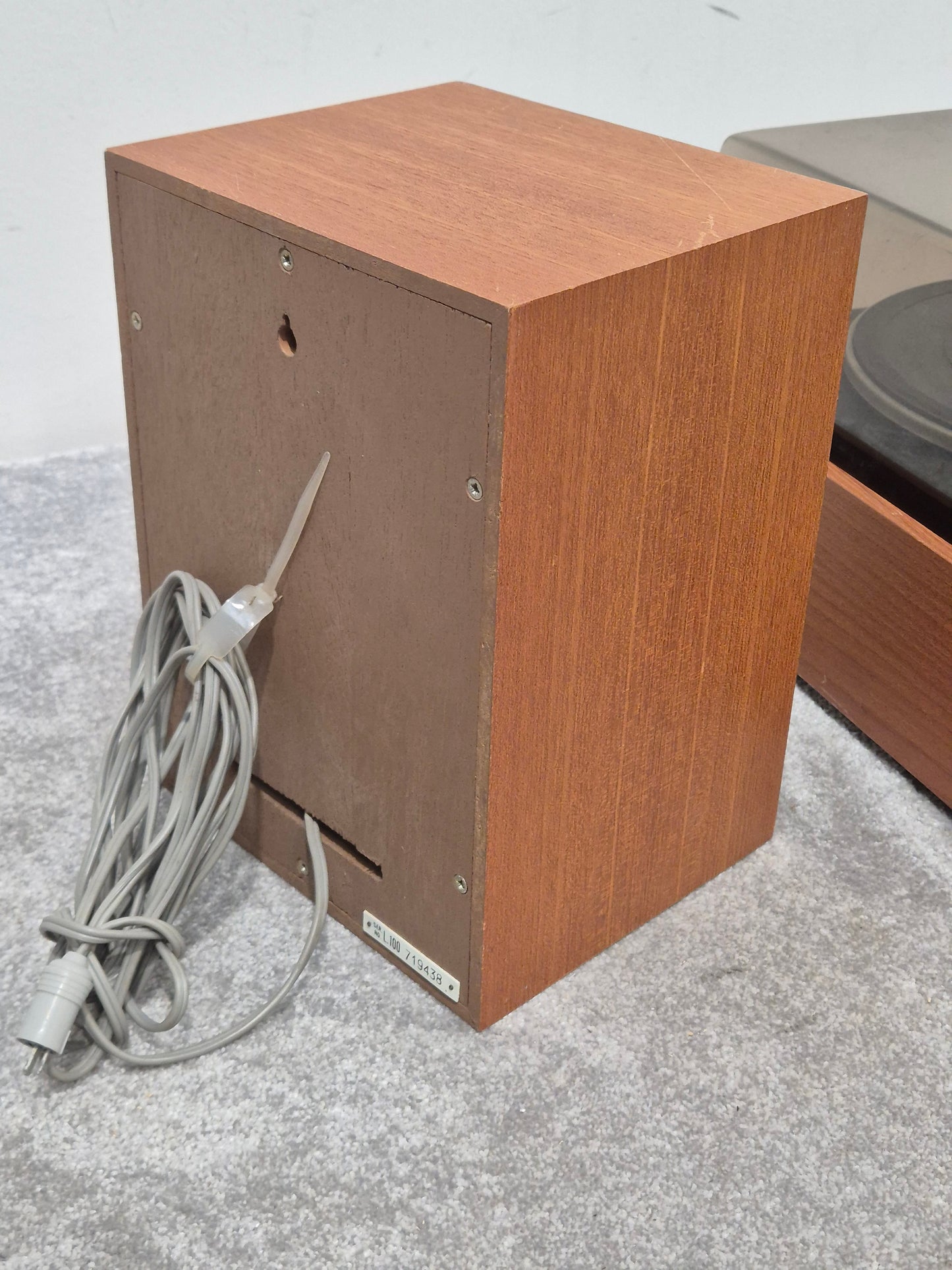 DECCA SOUND 603 - Pair of L100 Speakers (Spares or Repair)