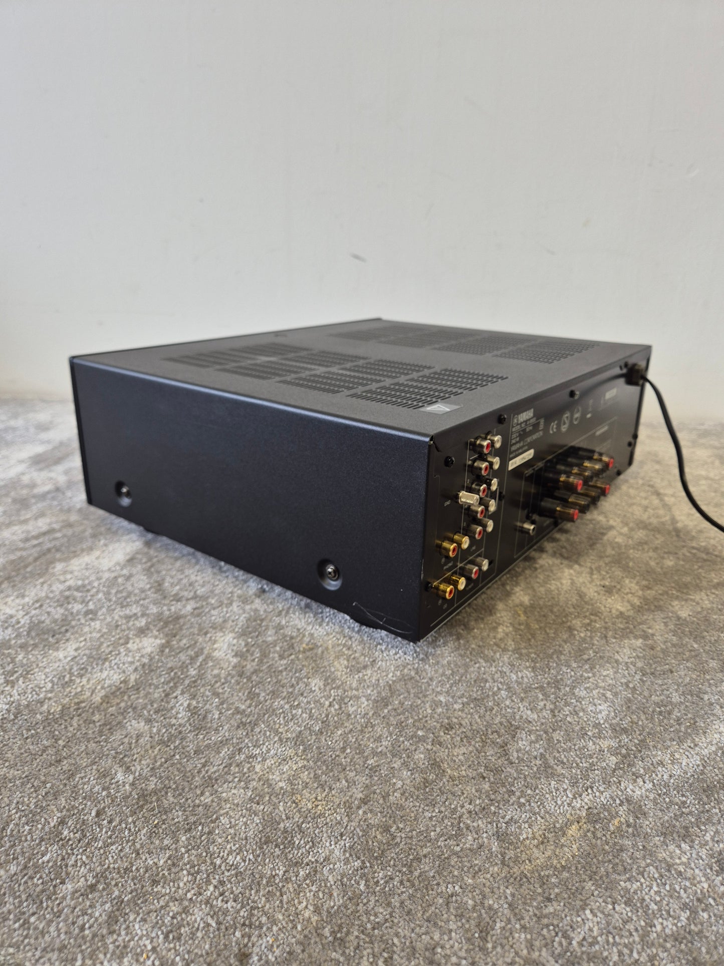 Yamaha A-S500 - Stereo Integrated Amplifier - Excellent