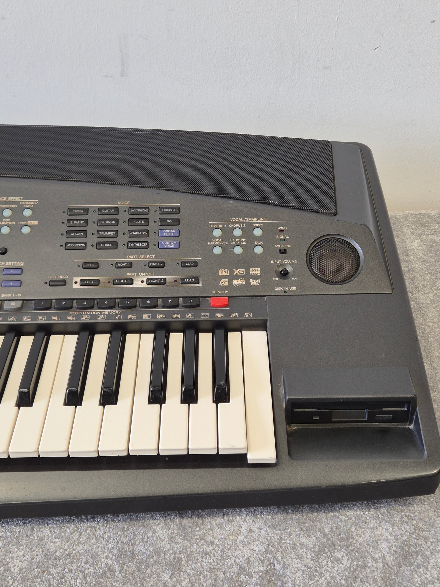 Yamaha PSR-8000 - Versatile Electronic Keyboard - Fair