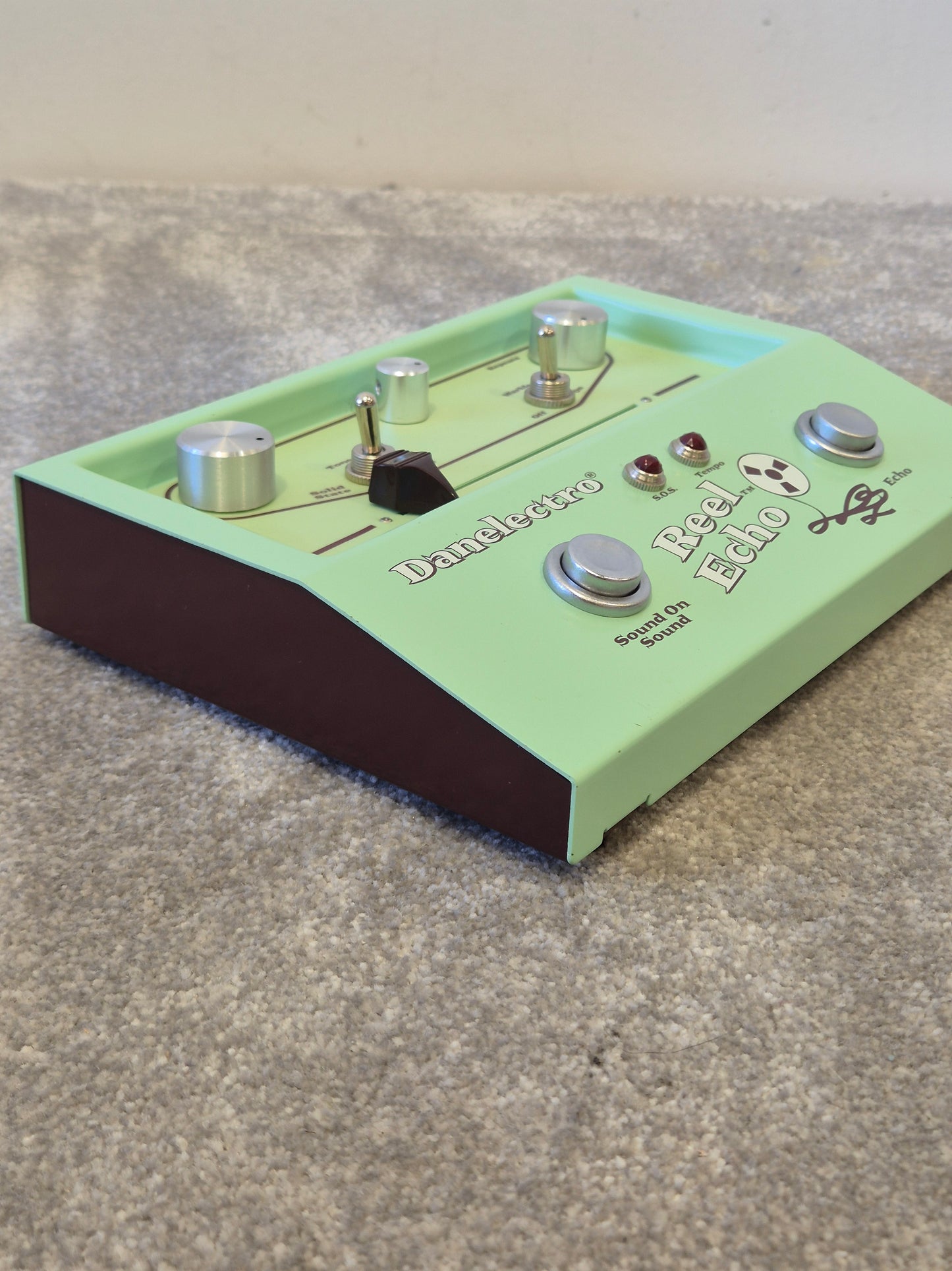 Danelectro Reel Echo – Vintage Tape Echo Simulator w/ Original Box – Excellent Condition
