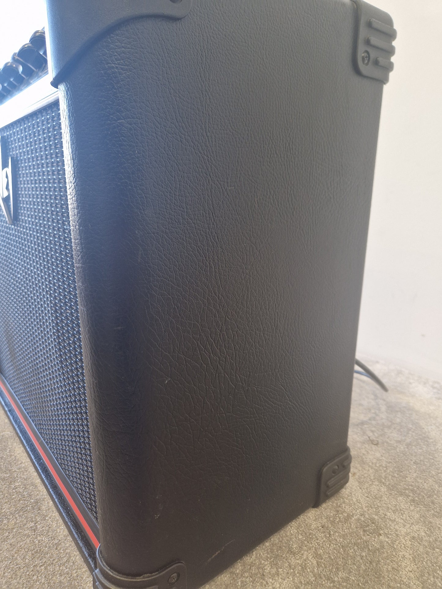 Peavey Bandit 112 Guitar Combo Amp – 80W TransTube Power, Dual Channels, 3-Band EQ, Effects Loop - Very Good