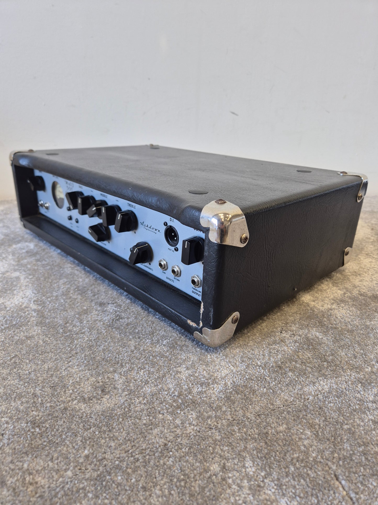 Ashdown MAG 300 EVO II Bass Amp Head – 300W RMS - Good