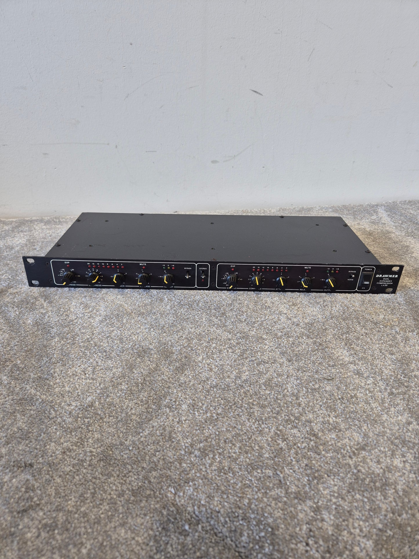 Drawmer LX20 - Dual-Channel Expander/Compressor - Good