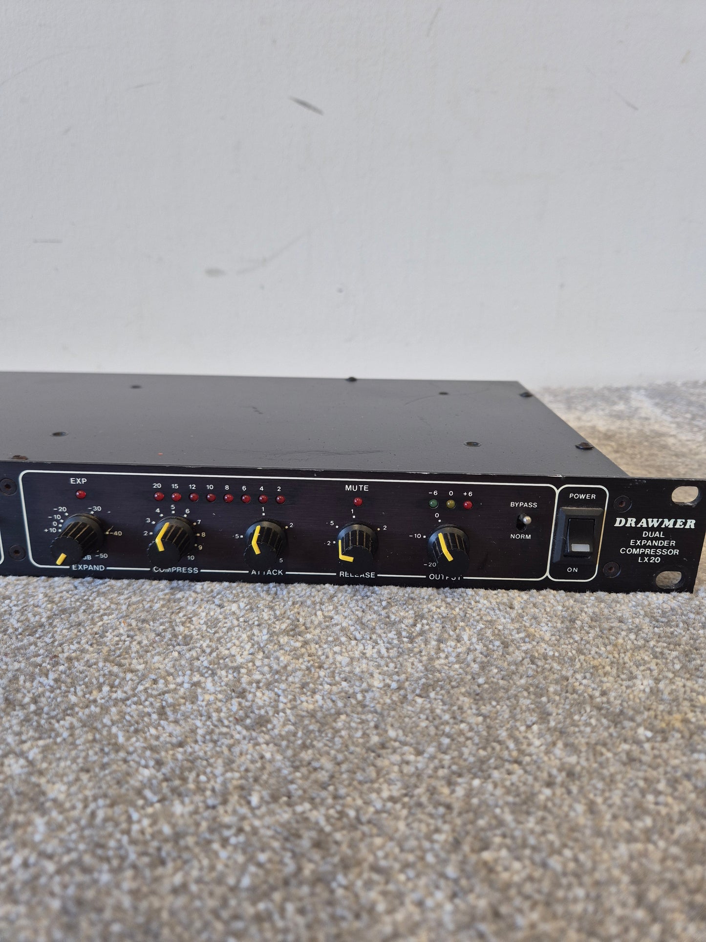 Drawmer LX20 - Dual-Channel Expander/Compressor - Good
