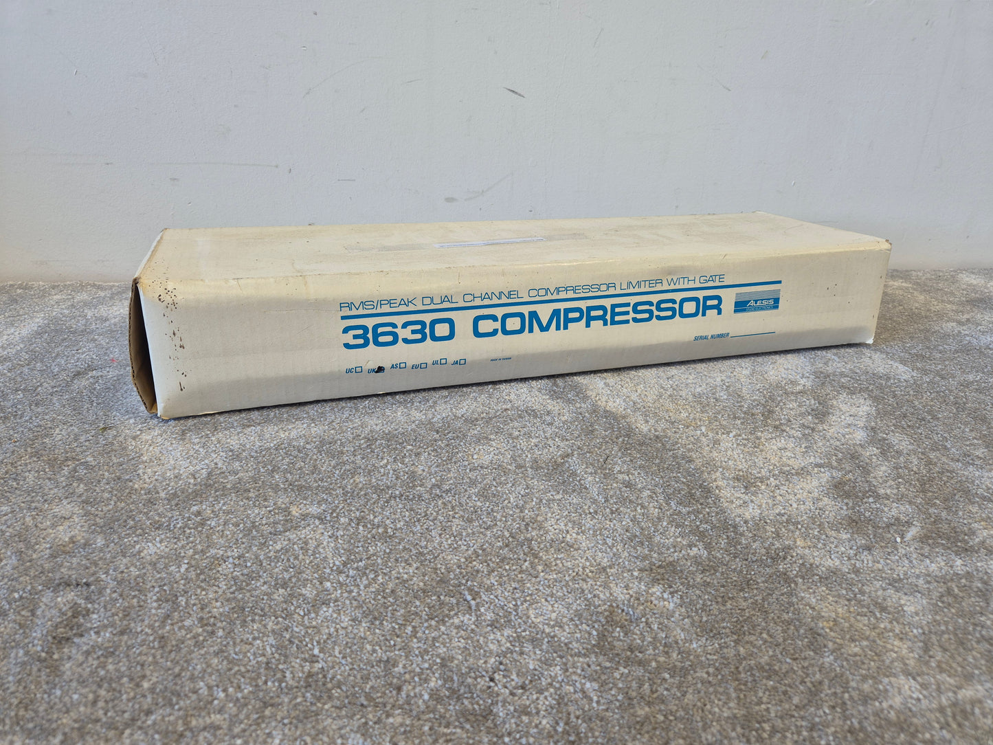 Alesis 3630 Compressor - Dual-Channel Compressor/Limiter w/ Original Box