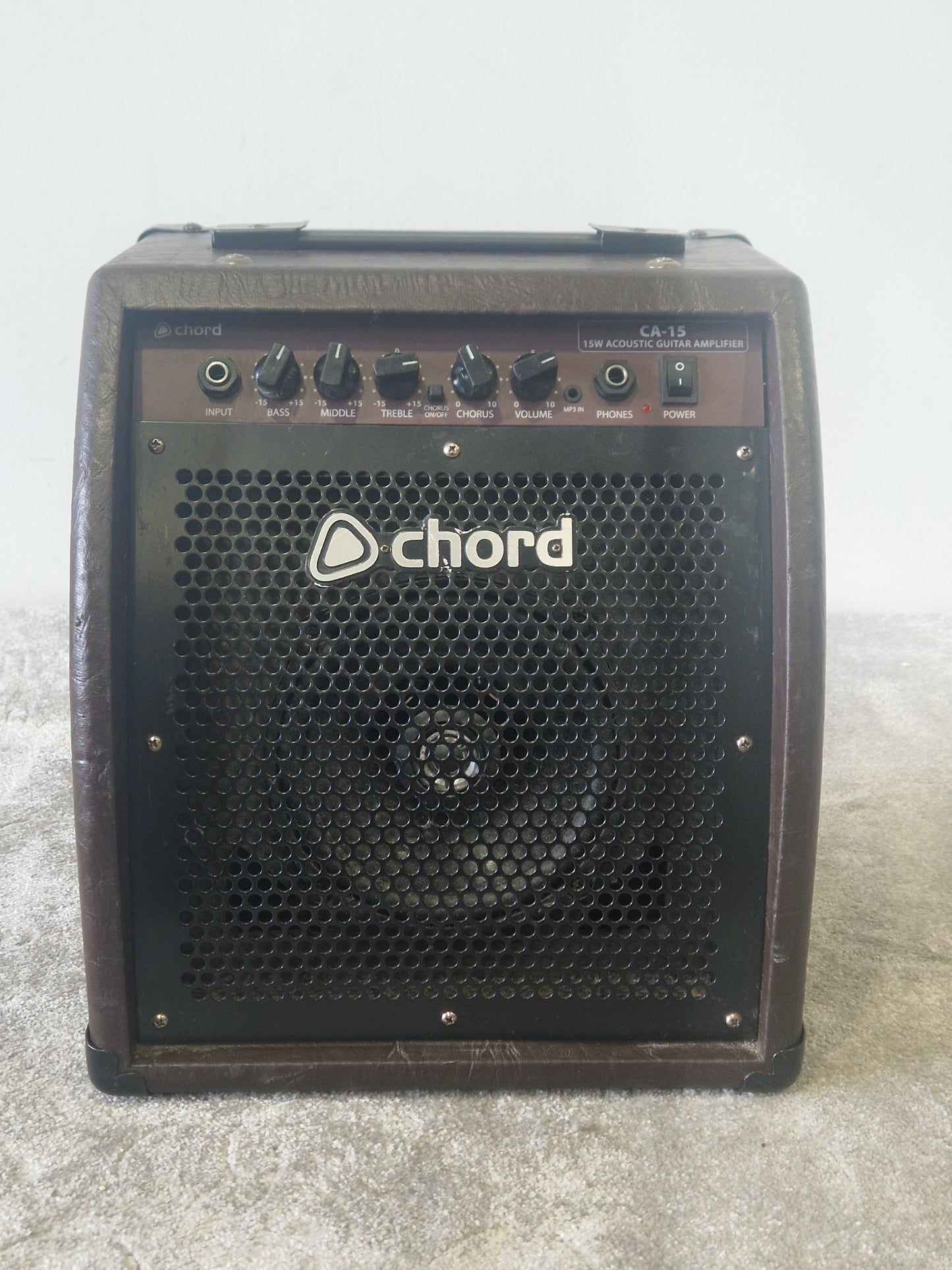 Chord CA-15 Guitar Amp – Good Condition – 15W Practice Combo with Clean & Overdrive Channels