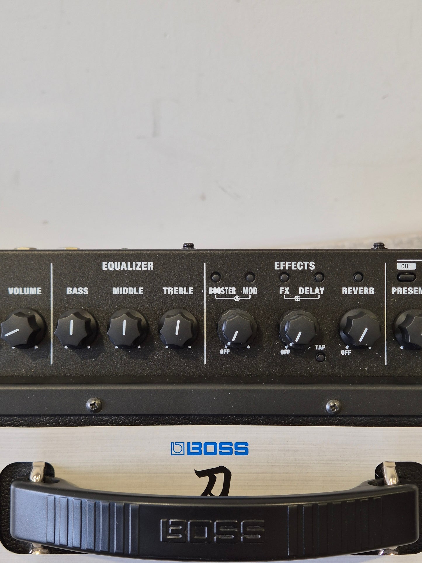 Boss Katana 100w Mk2 1x12" - Modelling Guitar Combo Amplifier - Excellent