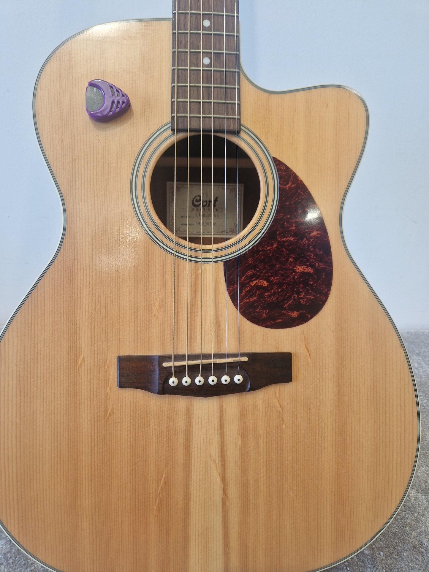 Cort L100-OC NS 6 String Acoustic Guitar – Full-Size w/ Case - Excellent