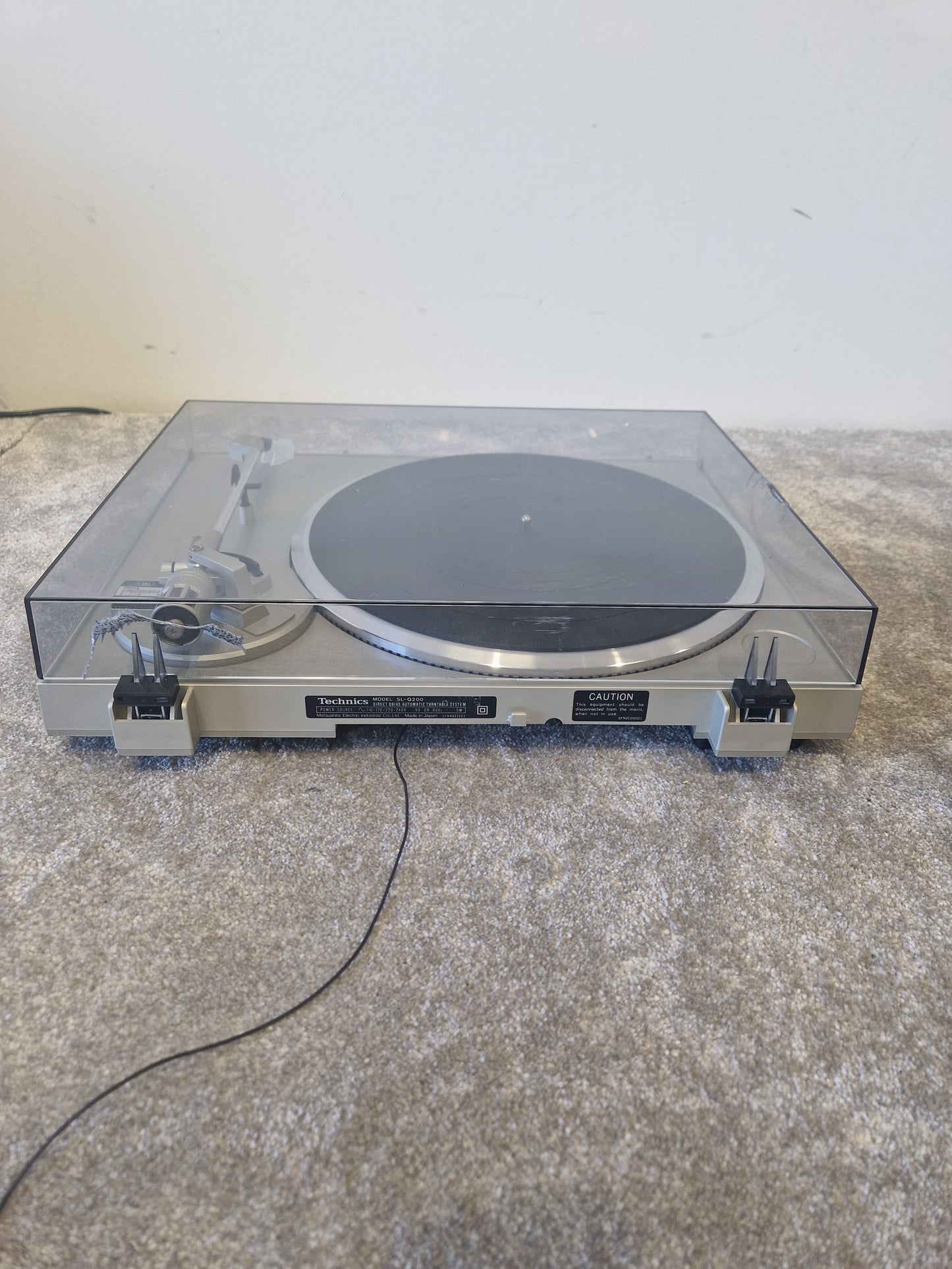 Technics SL-Q300 Quartz Turntable - Direct Drive Deck - Fair