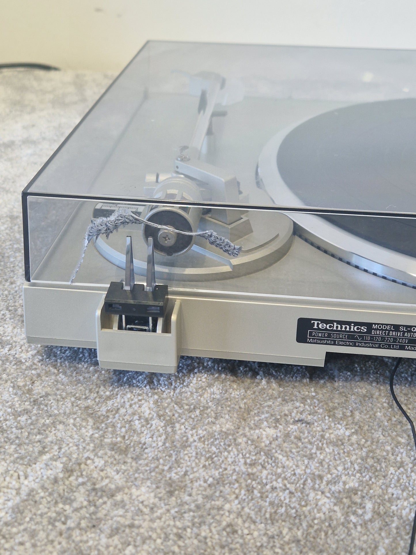 Technics SL-Q300 Quartz Turntable - Direct Drive Deck - Fair