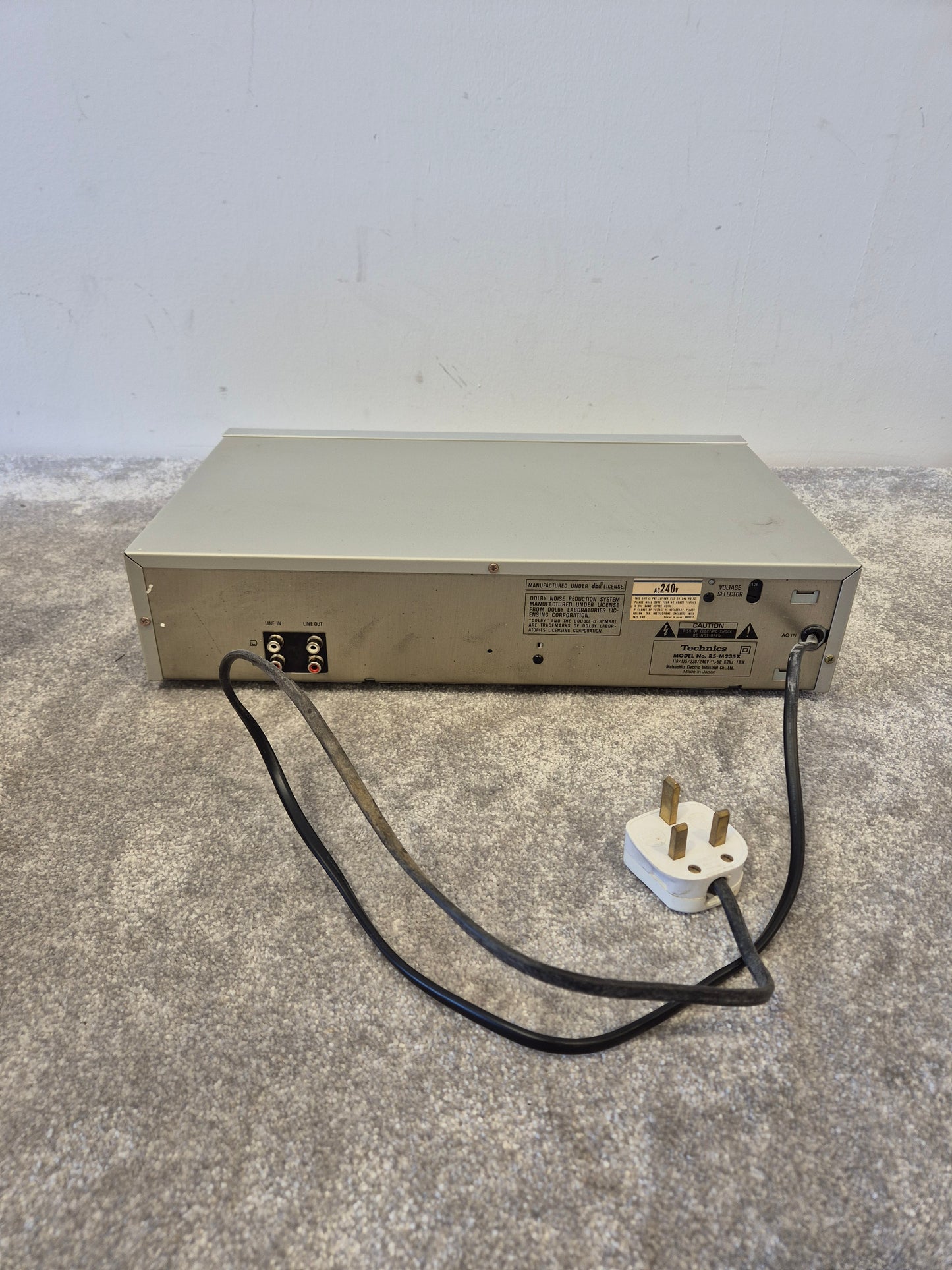 Technics RS-M235X Stereo Cassette Deck – Spares or Repairs